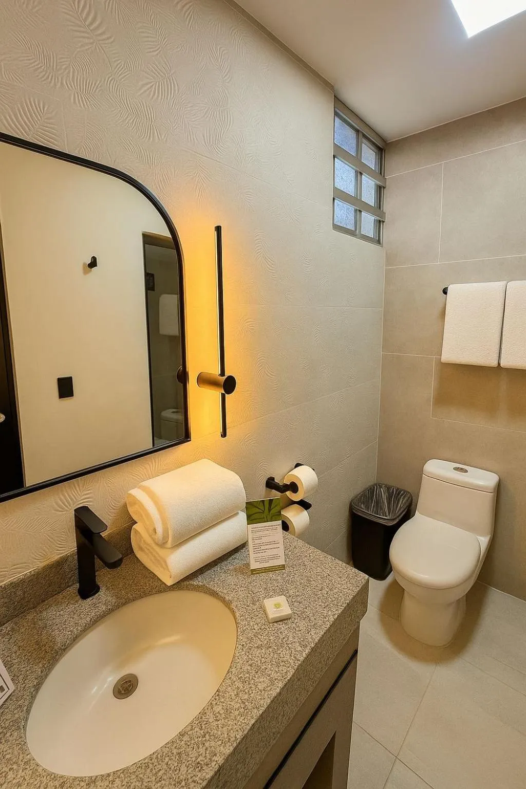 Bathroom in Hacienda Mazatlán sea view