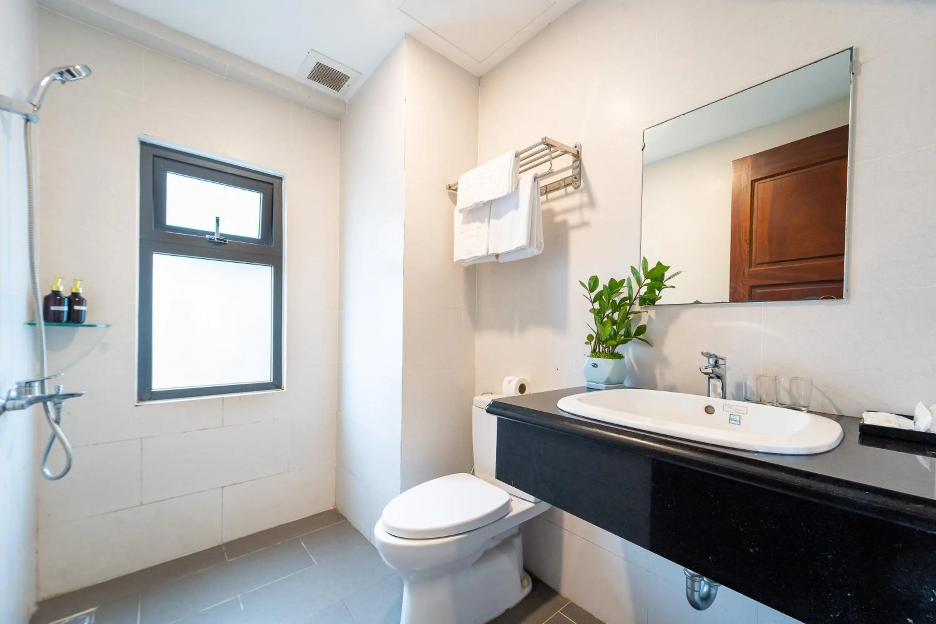 Toilet in Homestead Seaview Phu Quoc Hotel