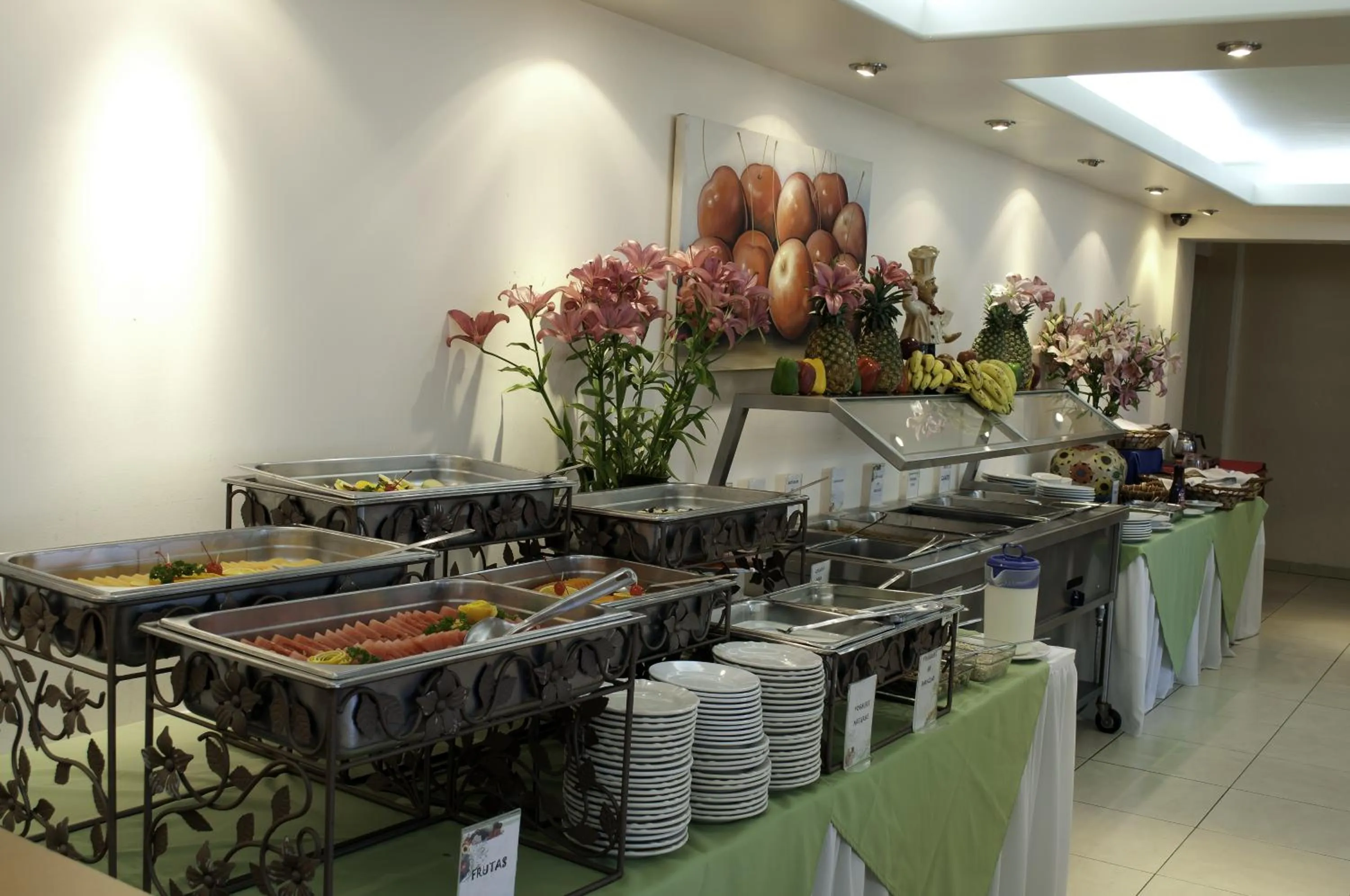 Restaurant/places to eat in Hotel Los Olivos Spa