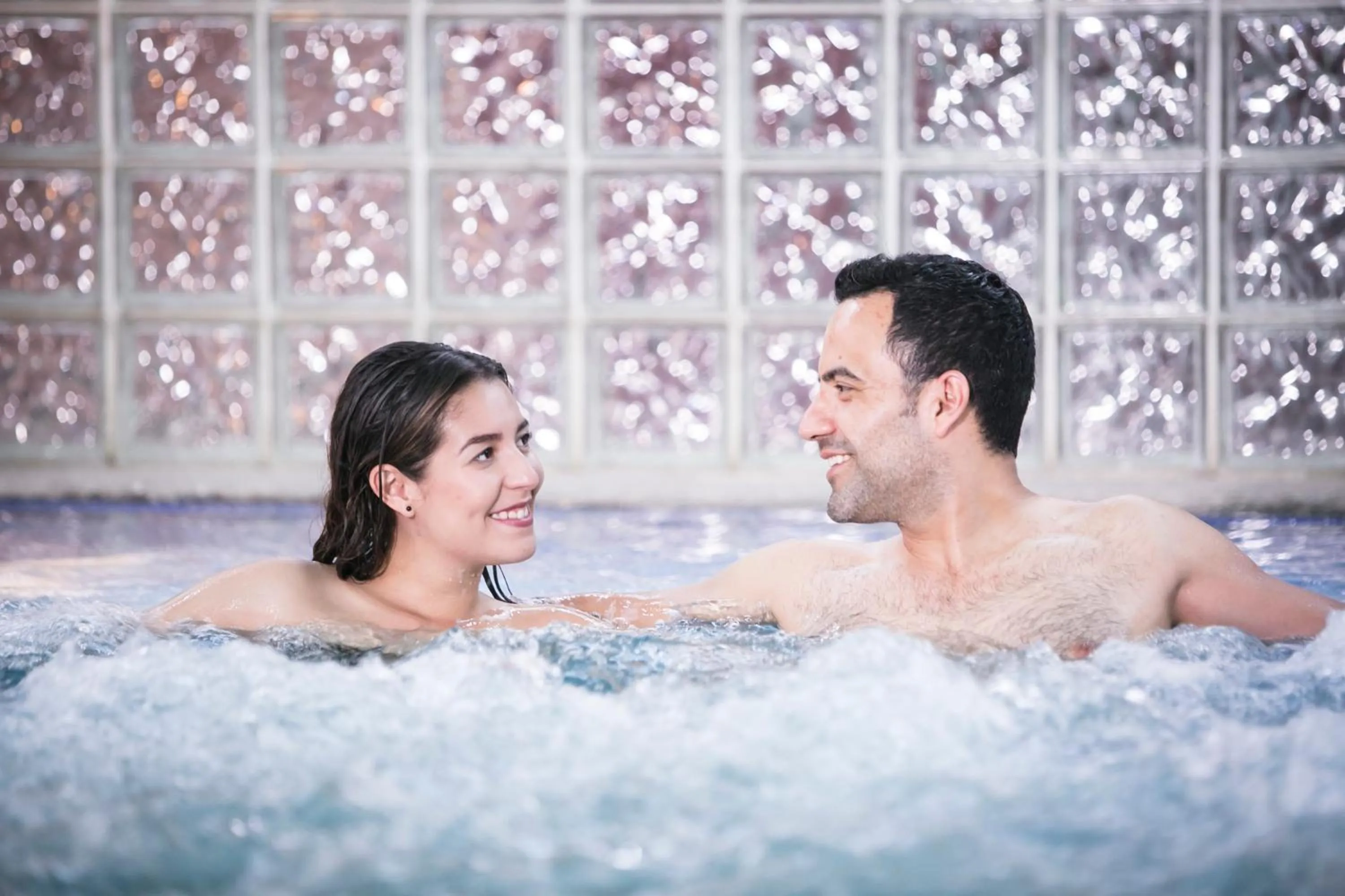 Public Bath in Hotel Los Olivos Spa
