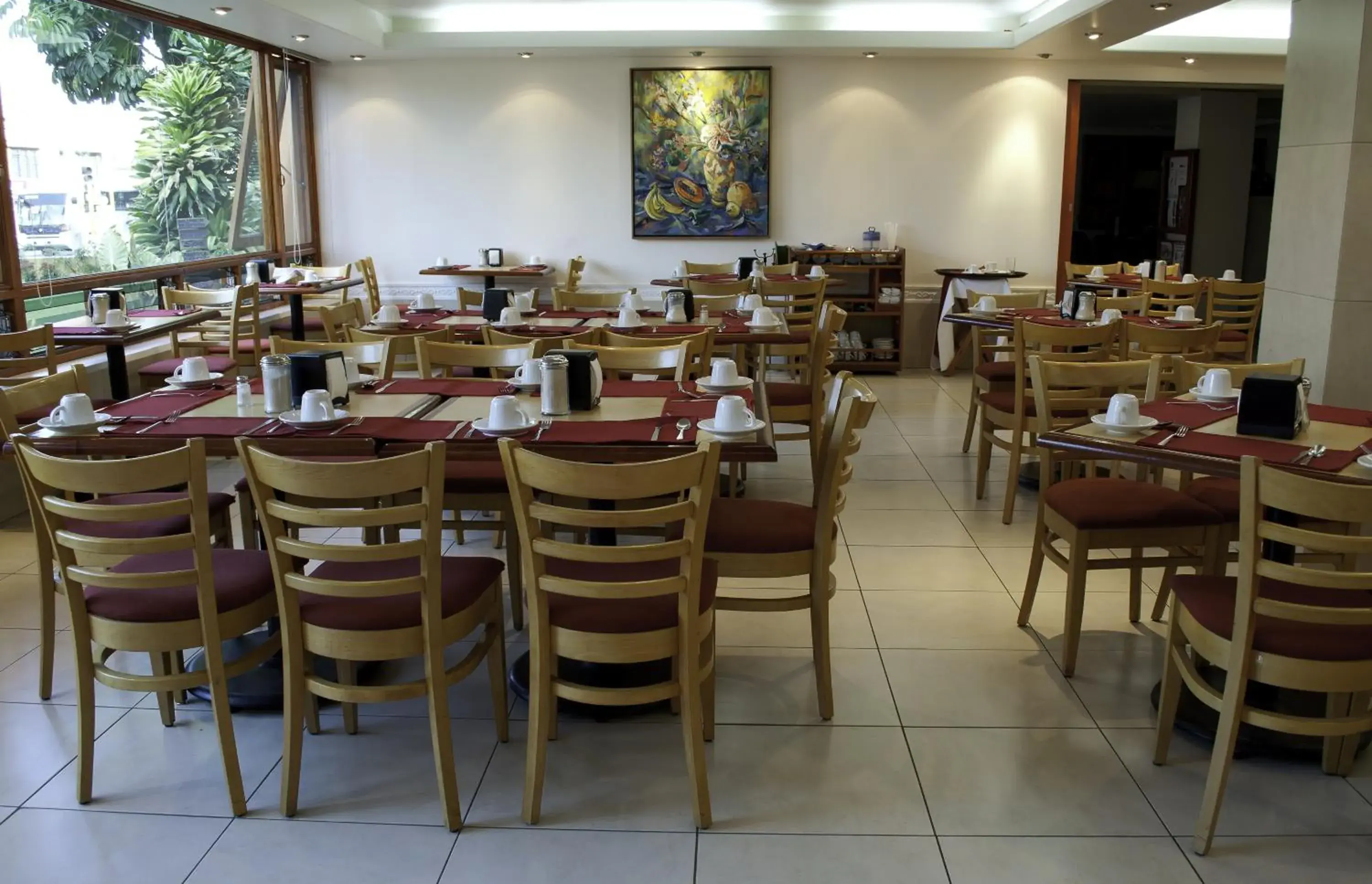 Restaurant/places to eat in Hotel Los Olivos Spa Restaurant/places to eat in Hotel Los Olivos Spa