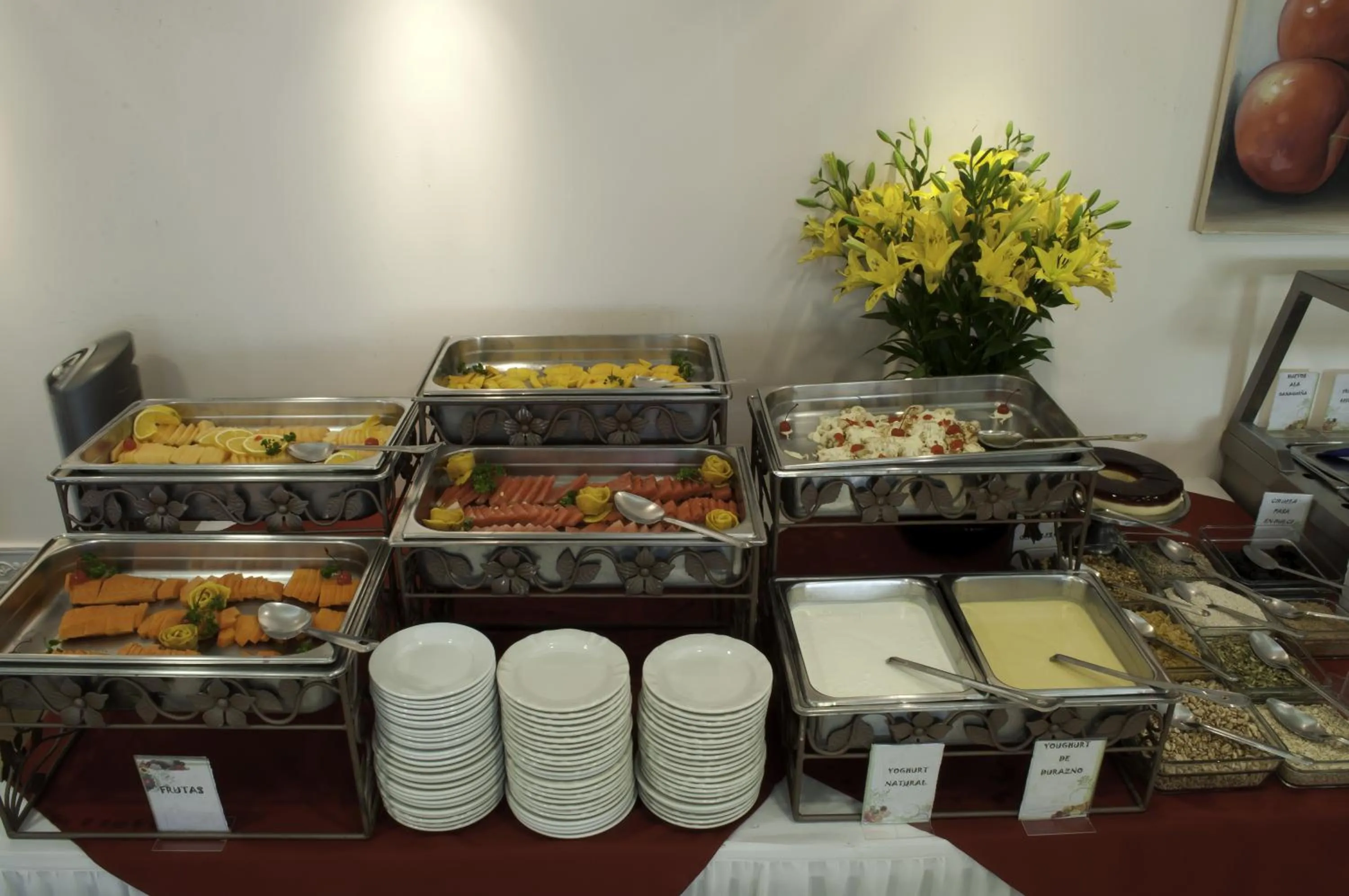 Restaurant/places to eat in Hotel Los Olivos Spa