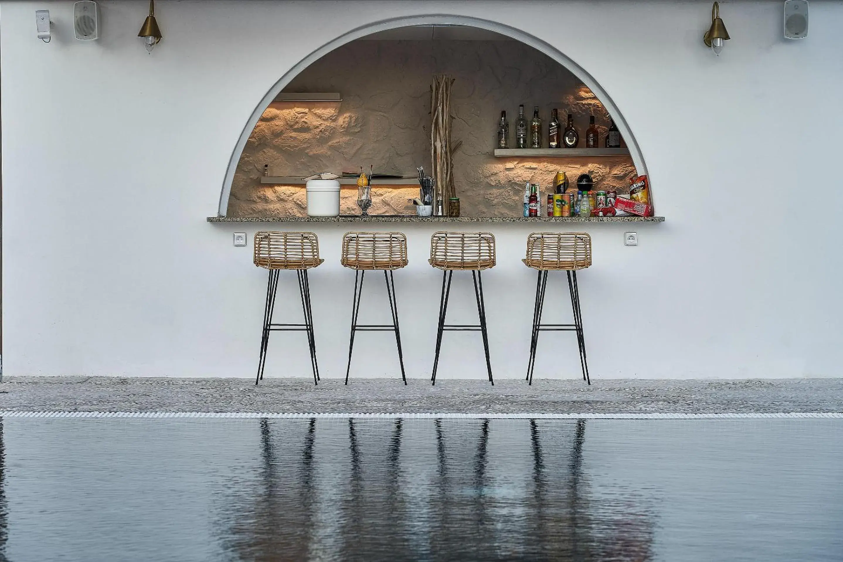 Lounge or bar in Petri Suites Lounge or bar in Petri Suites