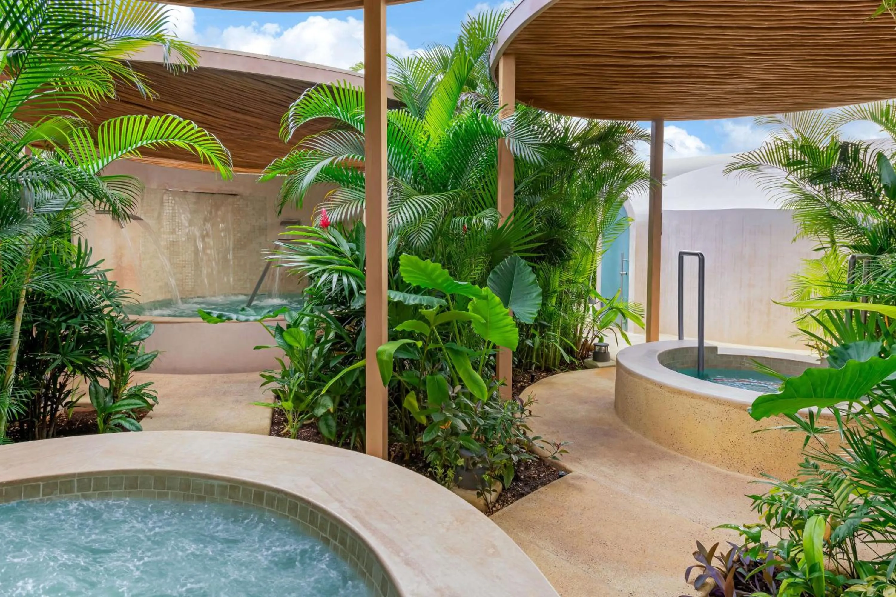 Spa and wellness centre/facilities in Hilton Cancun Mar Caribe All-Inclusive Resort