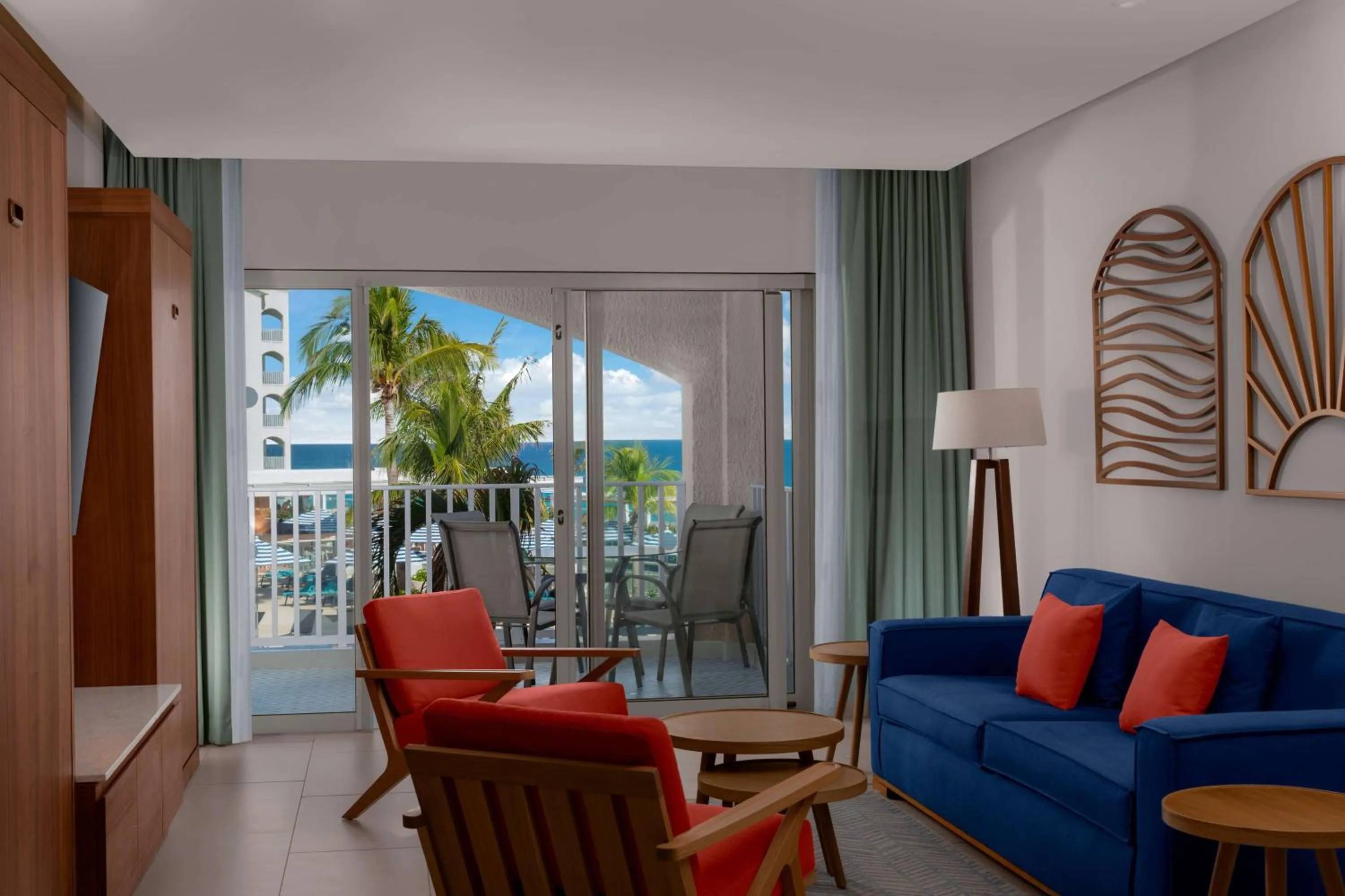 Living room in Hilton Cancun Mar Caribe All-Inclusive Resort