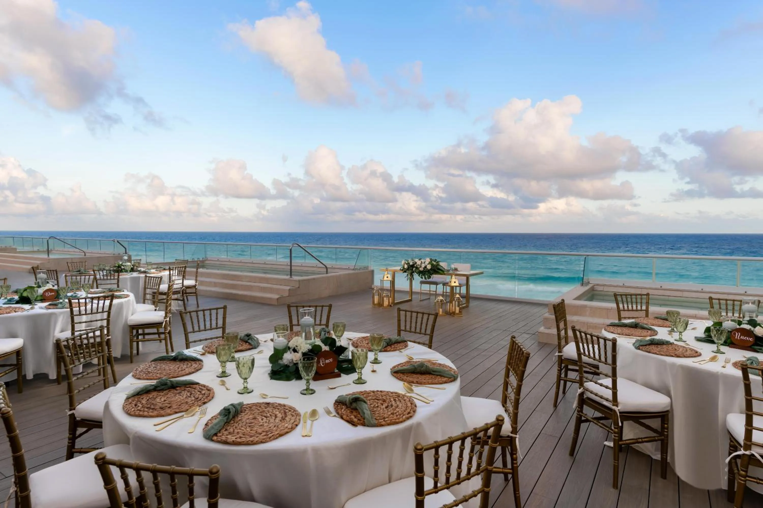 Meeting/conference room in Hilton Cancun Mar Caribe All-Inclusive Resort
