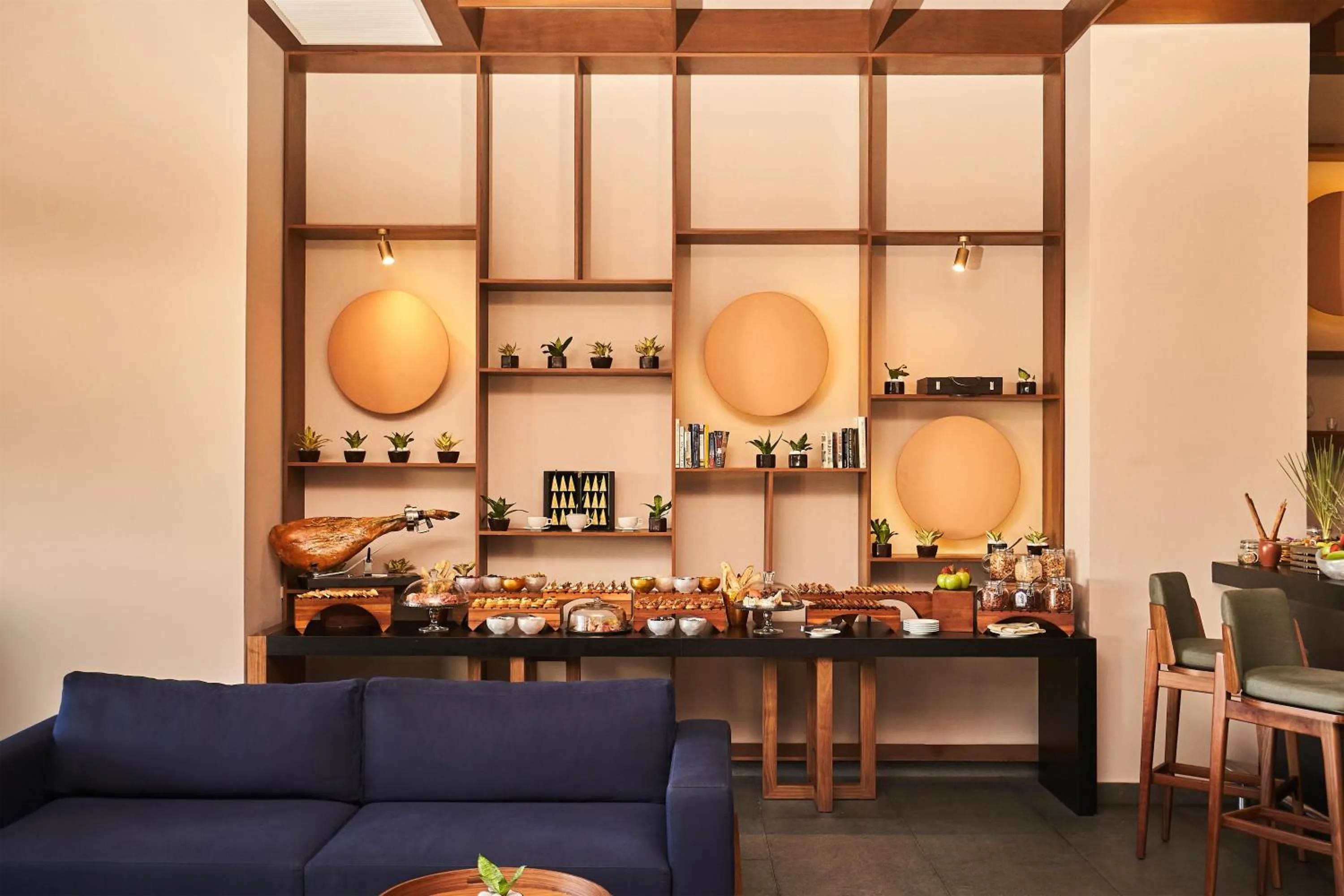 Lounge or bar in Hilton Cancun Mar Caribe All-Inclusive Resort