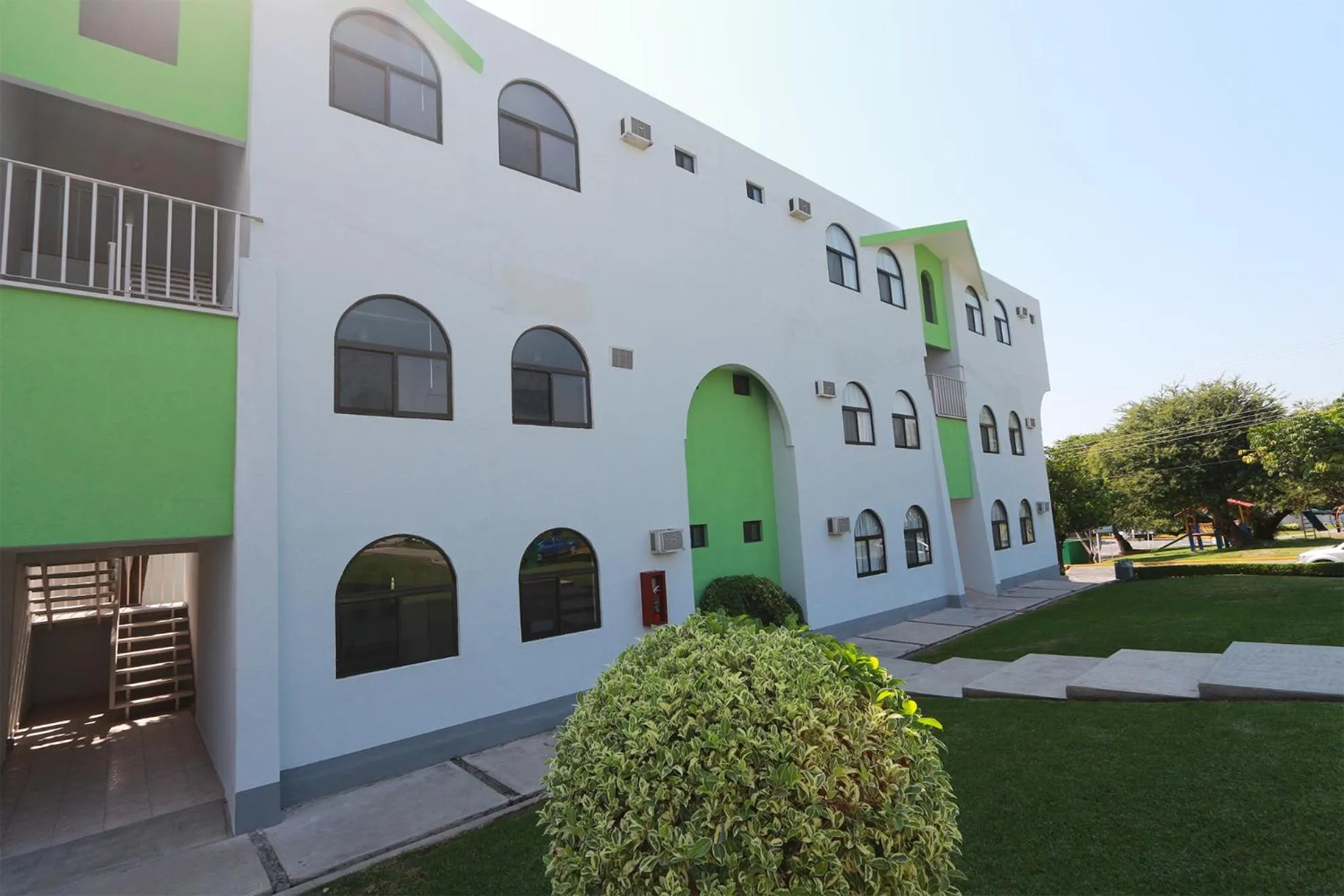 Dorados Conventions & Resort