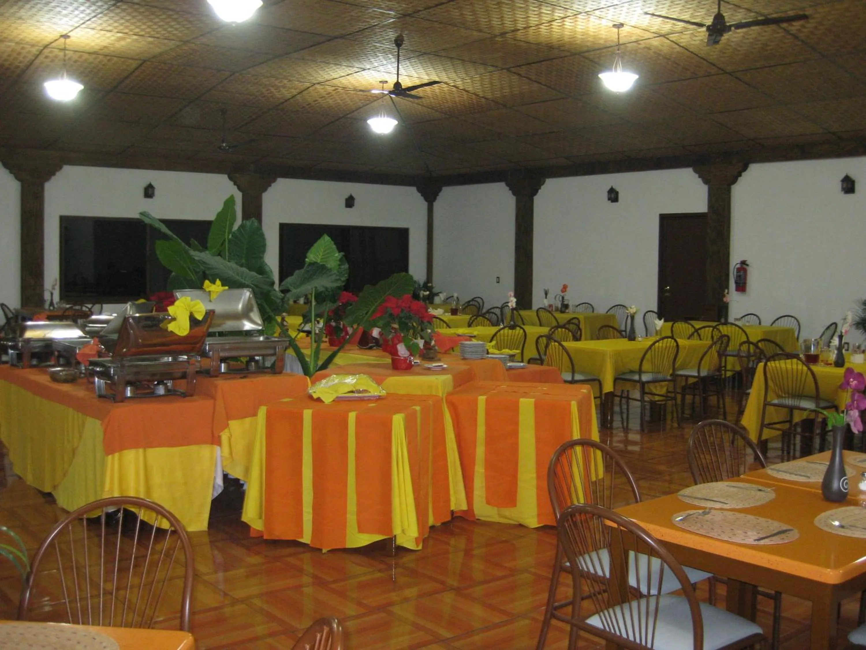 Restaurant/places to eat in Dorados Conventions & Resort