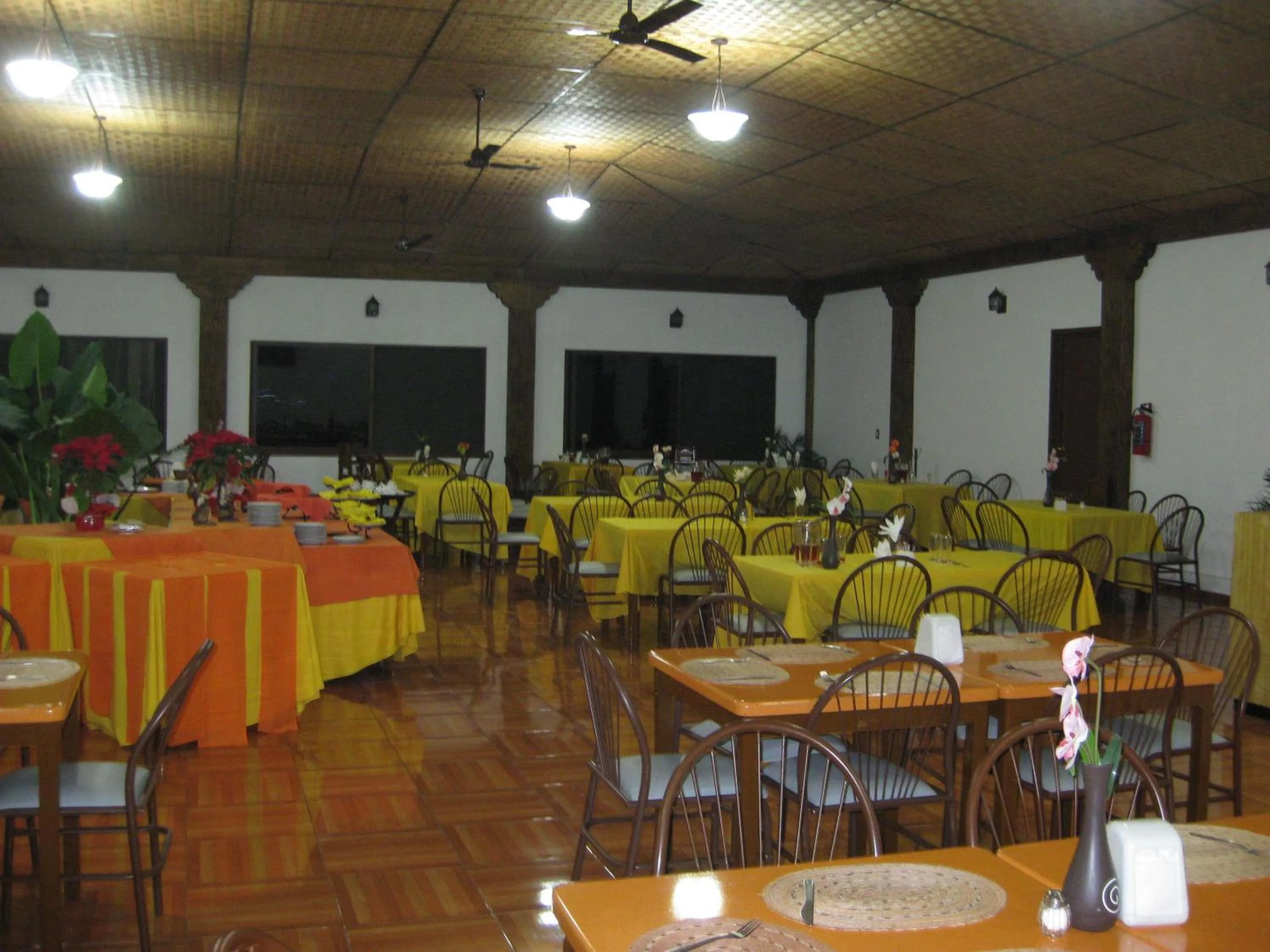 Restaurant/places to eat in Dorados Conventions & Resort