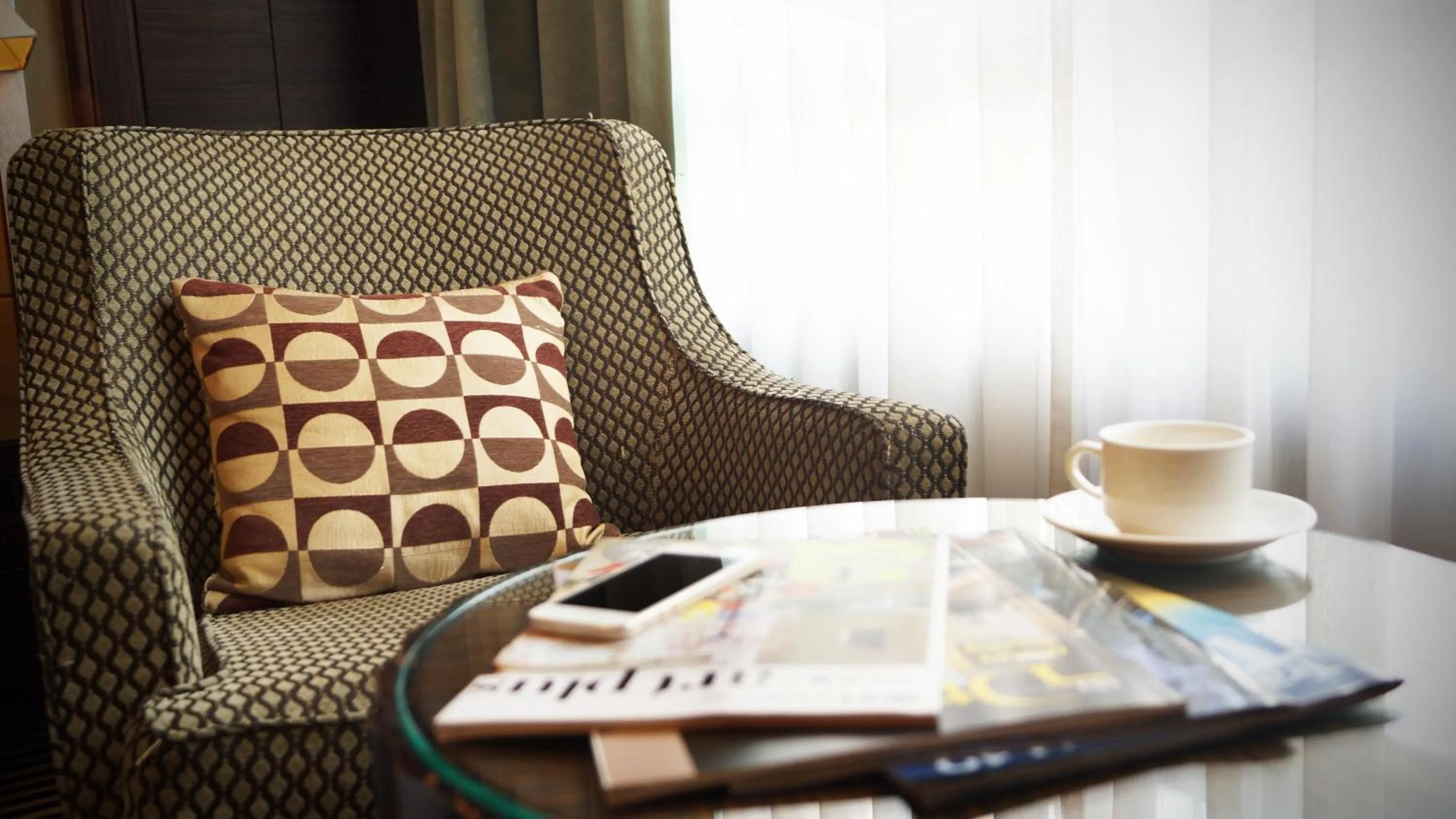 Living room in Lake Hotel