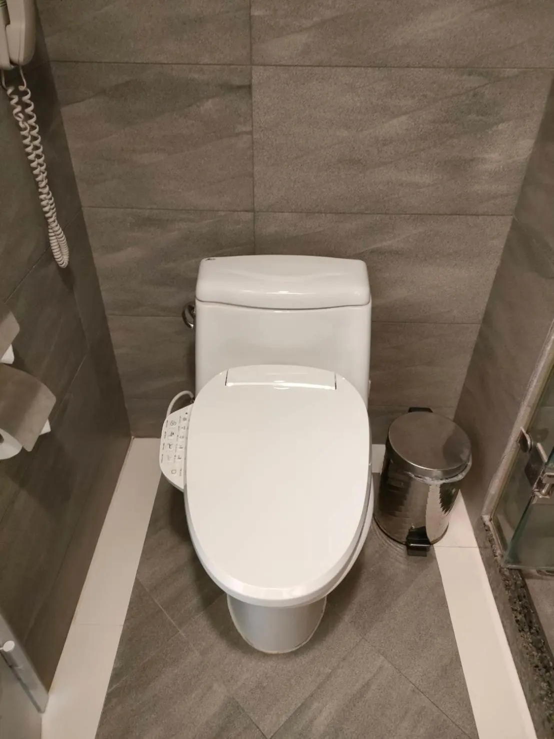 Bathroom in Lake Hotel