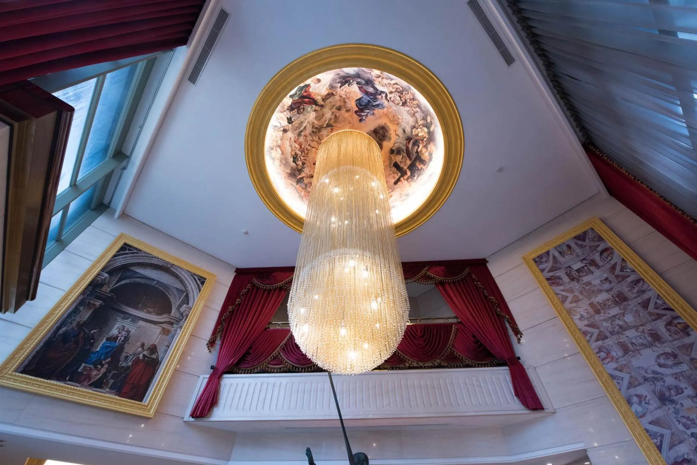 Lobby or reception in Lake Hotel