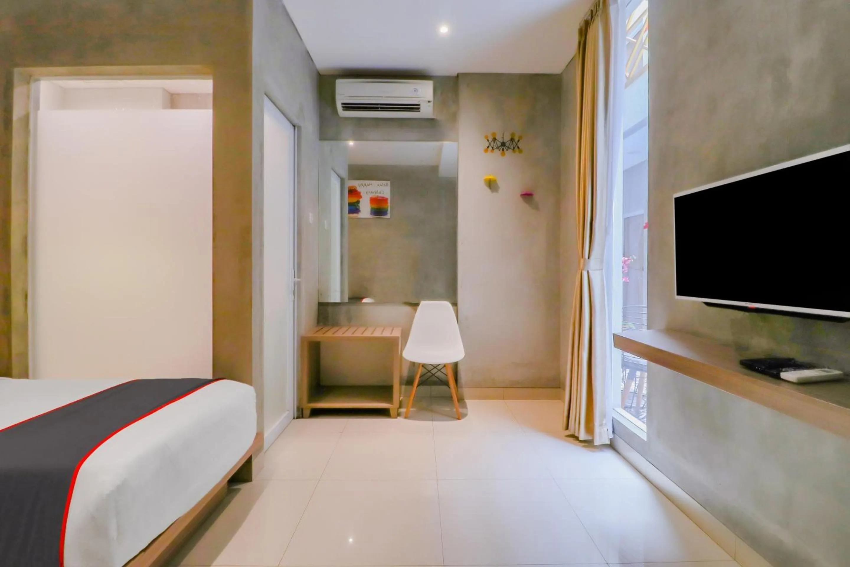 Bedroom in Super OYO Collection O 31 The Batik Bed And Coffee Bandung