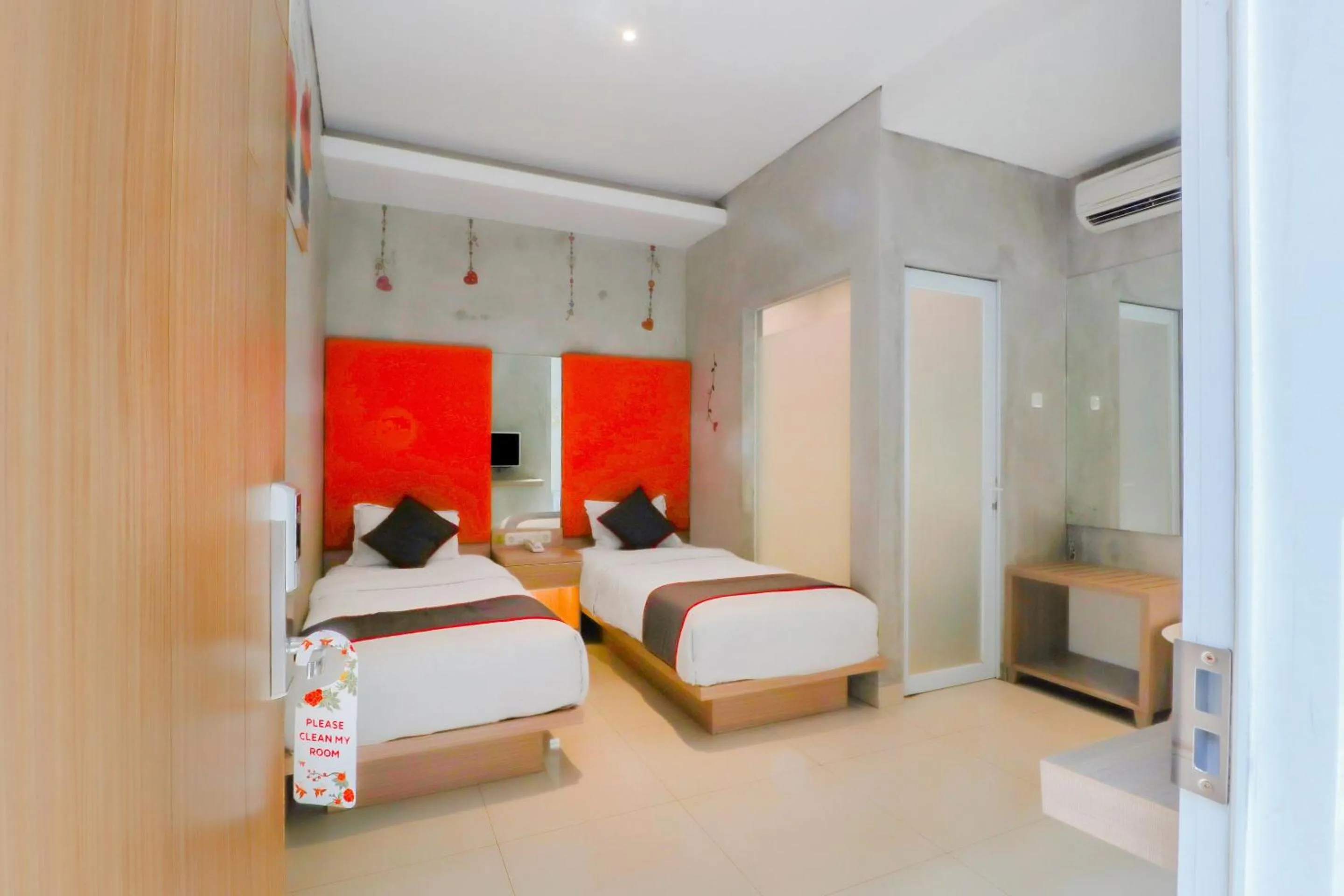 Bedroom in Super OYO Collection O 31 The Batik Bed And Coffee Bandung