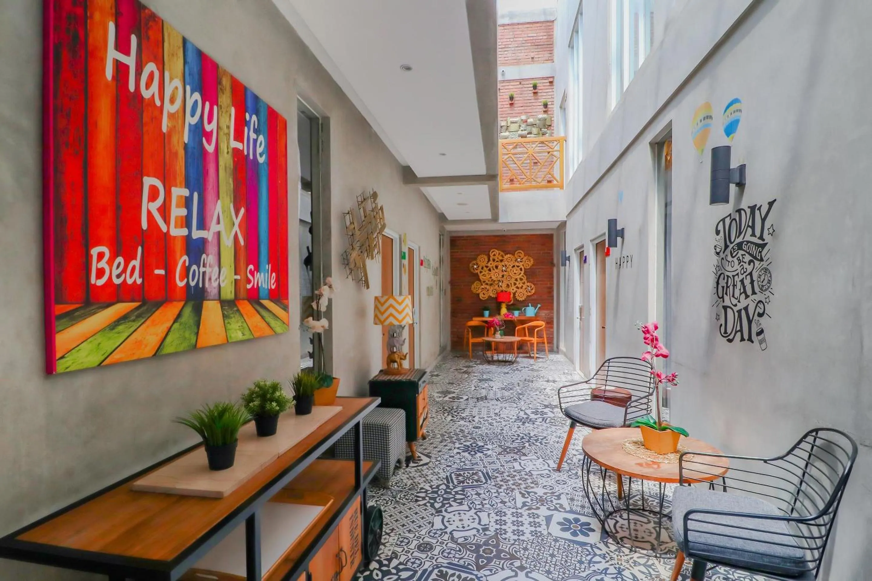 Lobby or reception in Super OYO Collection O 31 The Batik Bed And Coffee Bandung