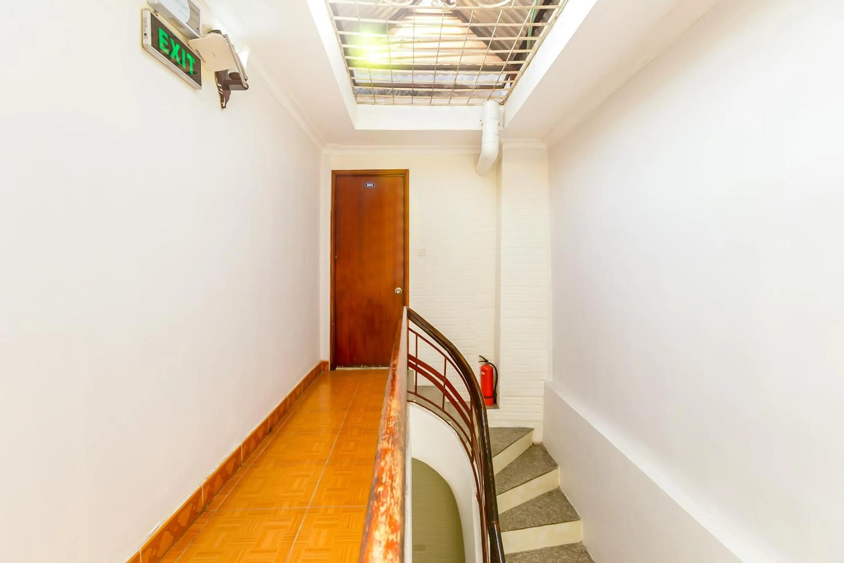 Lobby or reception in OYO 604 Queen Hotel spot-on