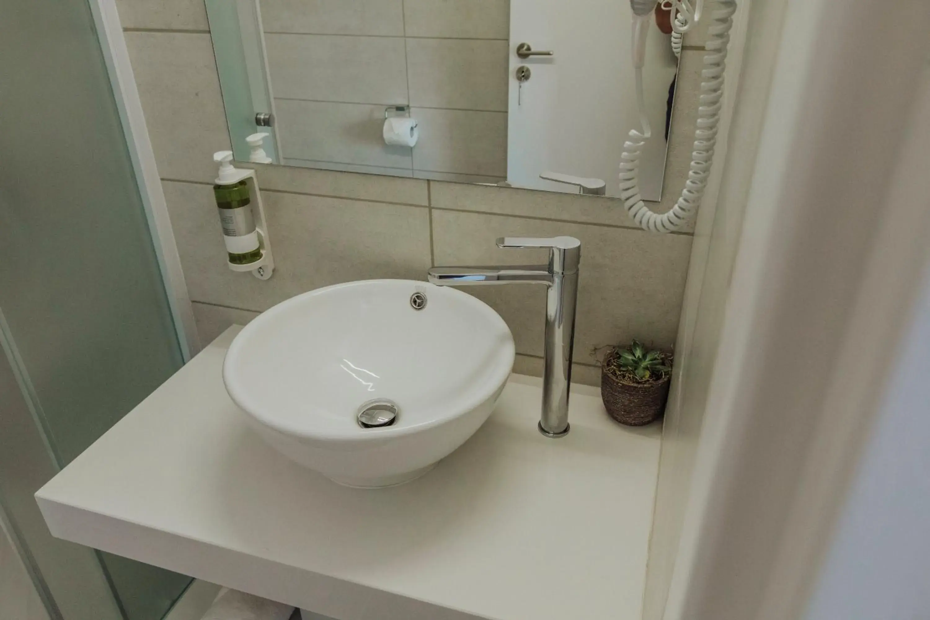 Deluxe Apartment in River View Boutique Apts Deluxe Apartment in River View Boutique Apts