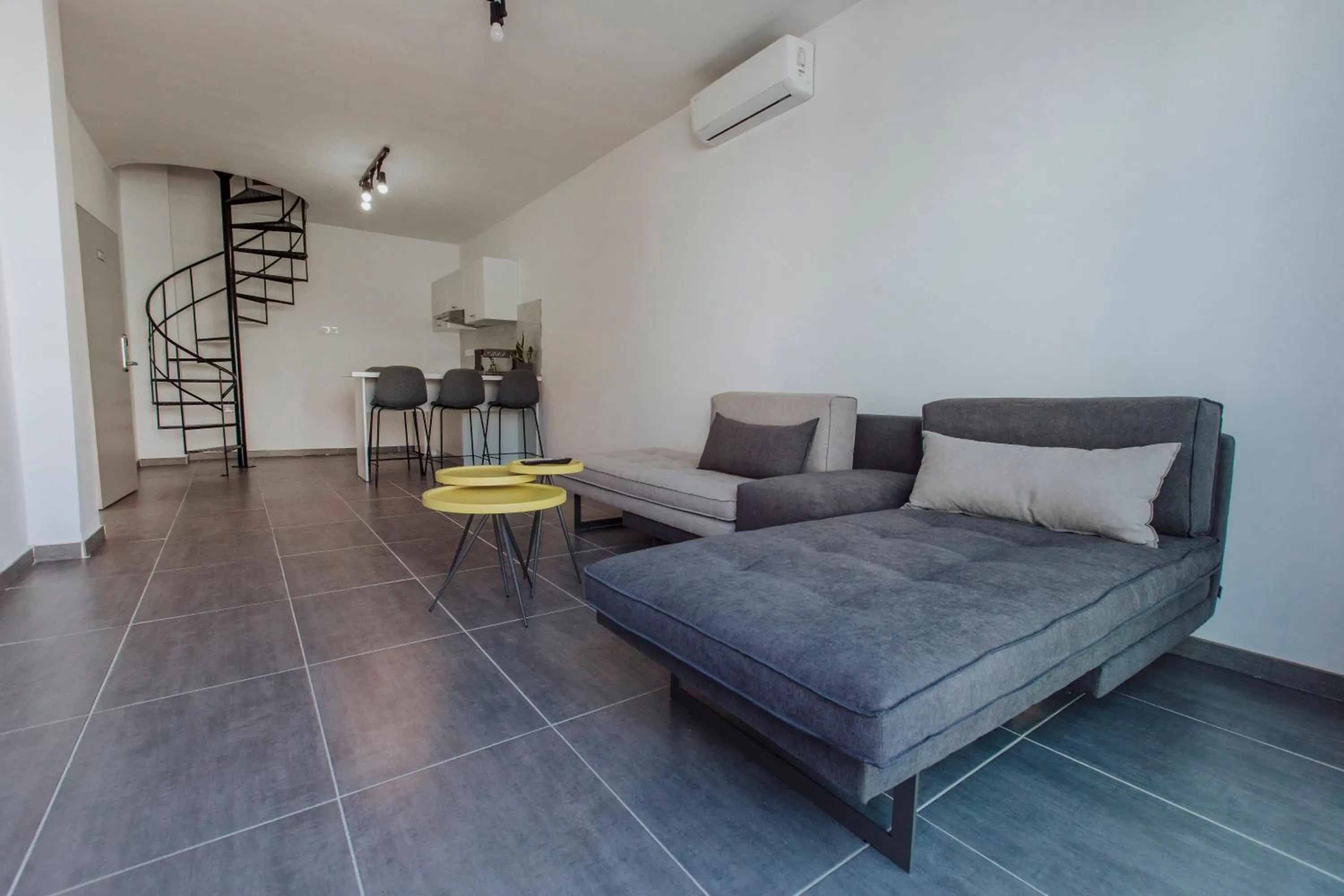 Seating area in River View Boutique Apts