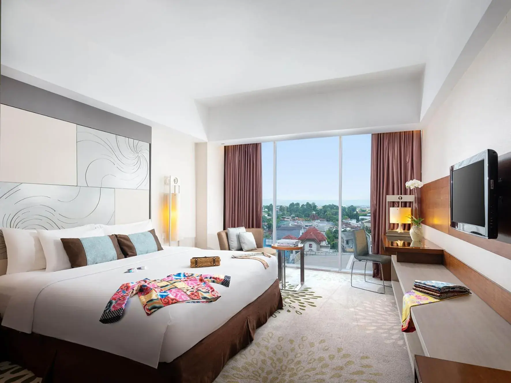 ARTSY Executive King in ARTOTEL Suites Bianti Yogyakarta, CHSE Certified ARTSY Executive King in ARTOTEL Suites Bianti Yogyakarta, CHSE Certified