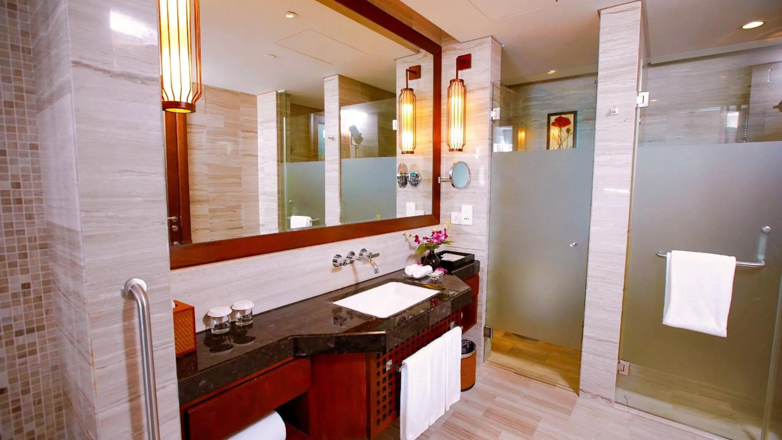 Bathroom in Crowne Plaza Danang Hotel & Resort