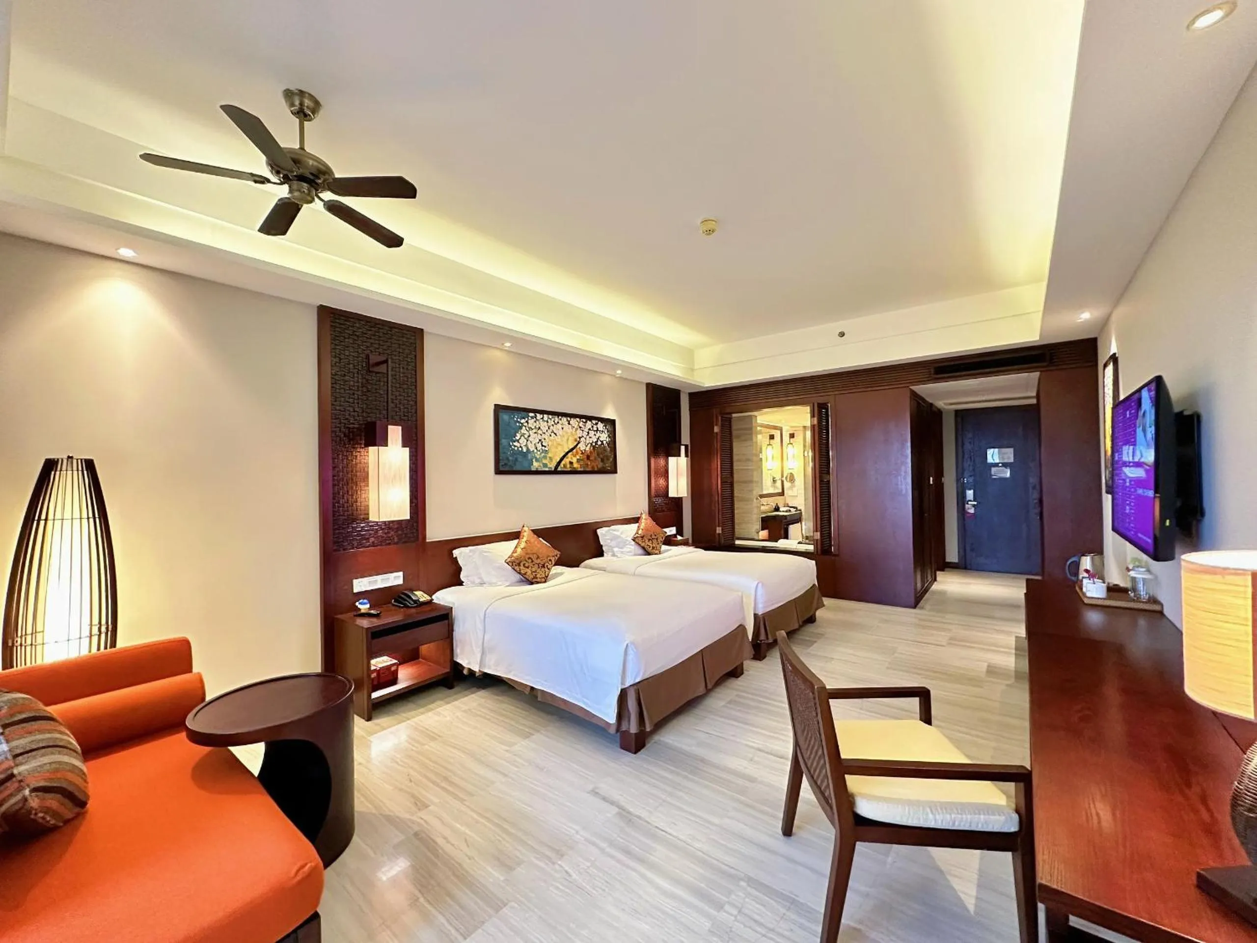 Bed in Crowne Plaza Danang Hotel & Resort