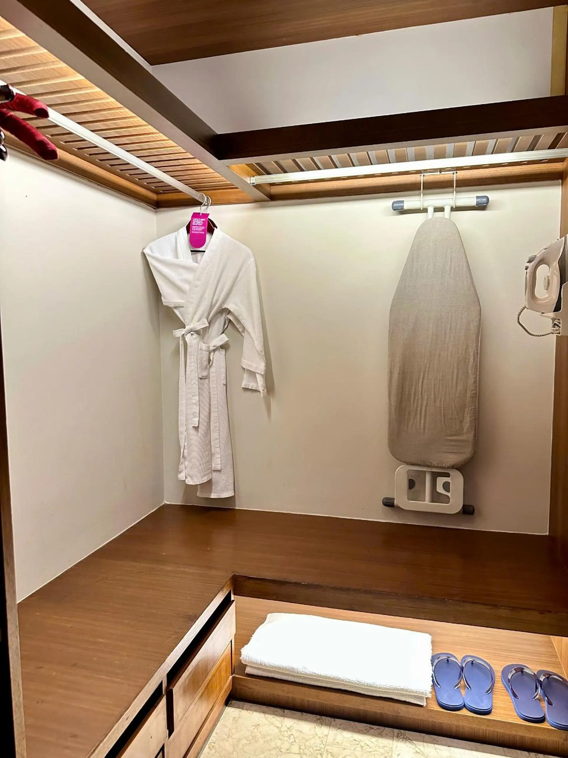 towels in Crowne Plaza Danang Hotel & Resort