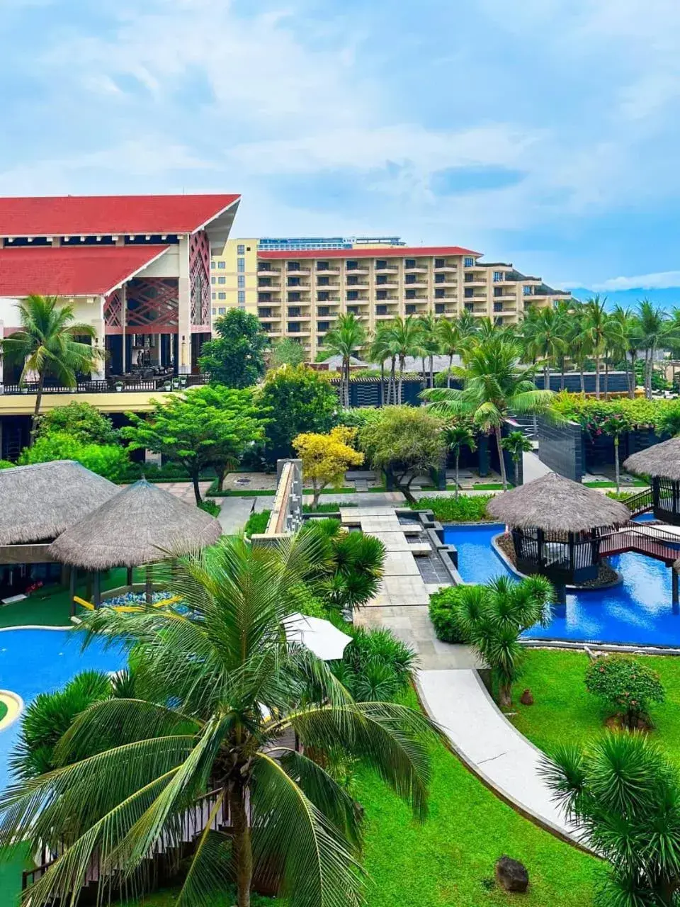 Property building in Crowne Plaza Danang Hotel & Resort Property building in Crowne Plaza Danang Hotel & Resort