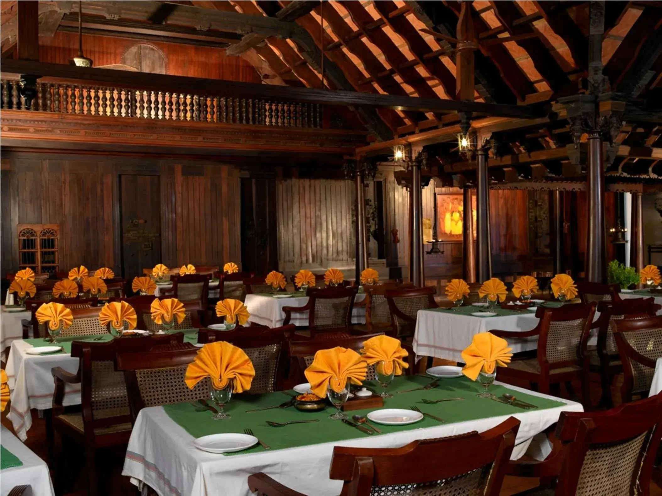 Restaurant/places to eat in Kumarakom Lake Resort Restaurant/places to eat in Kumarakom Lake Resort