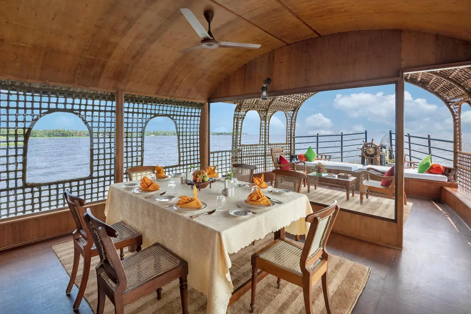 Two-Bedroom Houseboat in Kumarakom Lake Resort Two-Bedroom Houseboat in Kumarakom Lake Resort