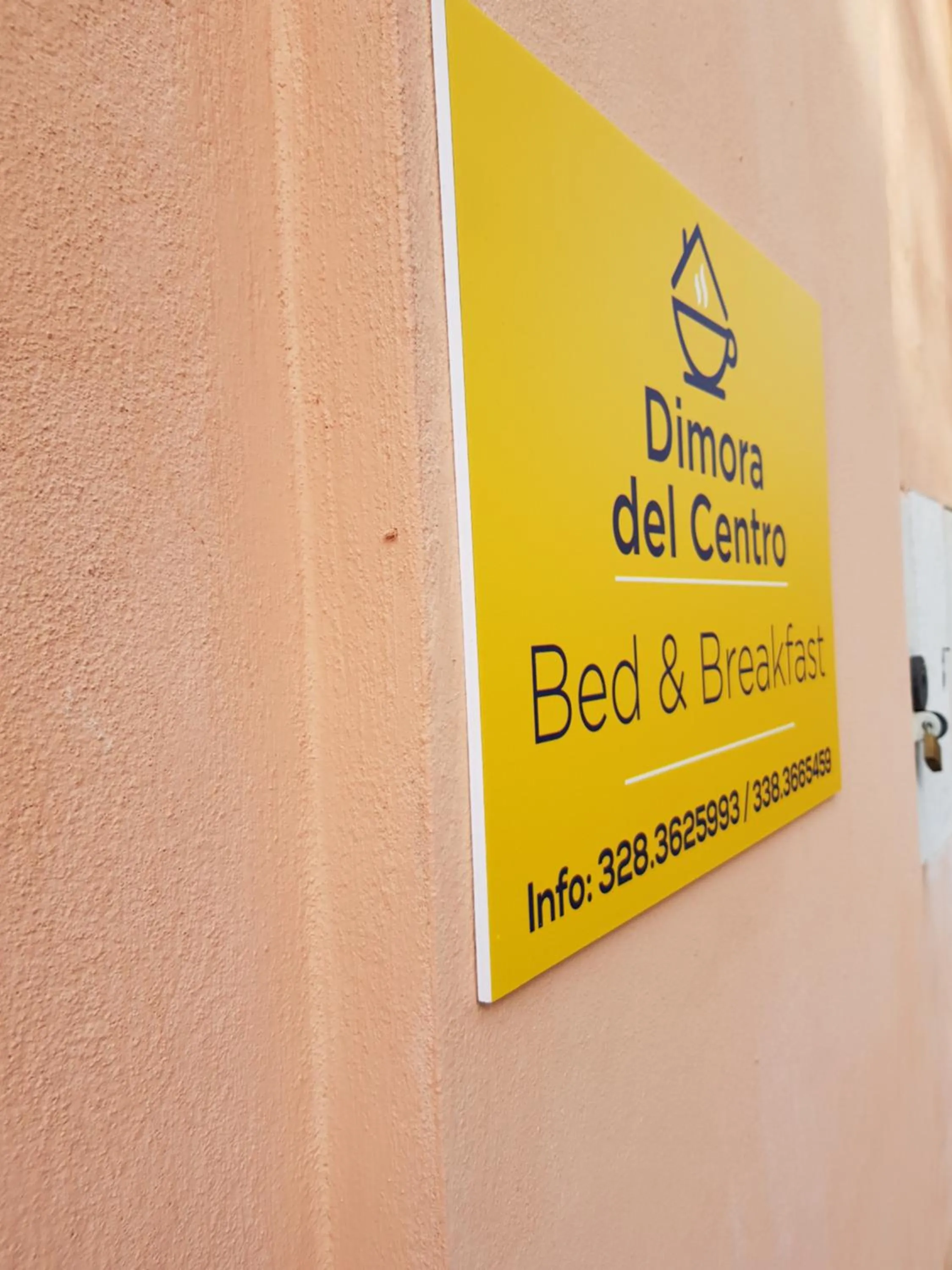 Property logo or sign in B&B Dimora del centro