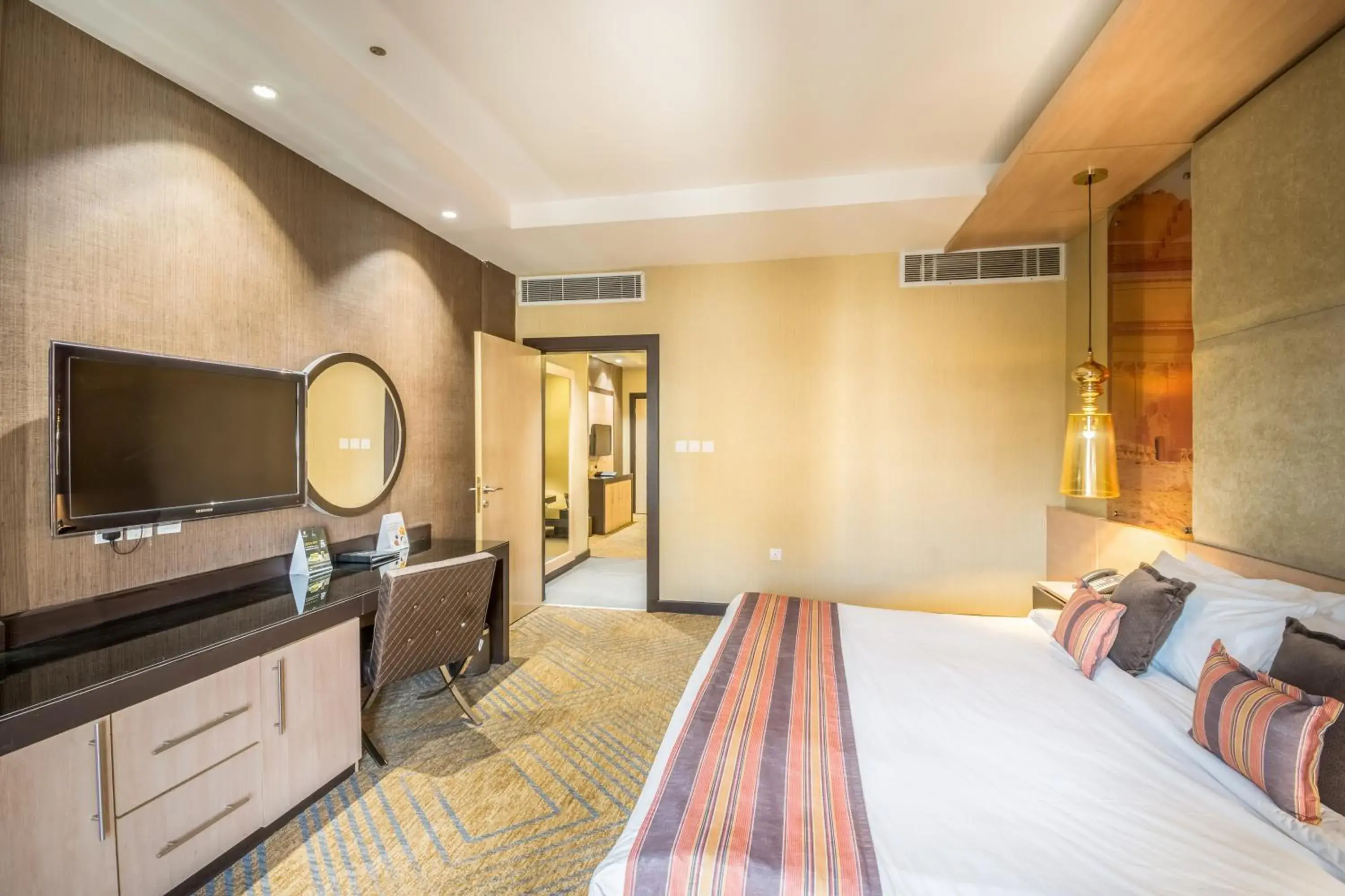 Junior Suite - single occupancy in Grand Plaza Hotel - Takhasosi Riyadh Junior Suite - single occupancy in Grand Plaza Hotel - Takhasosi Riyadh