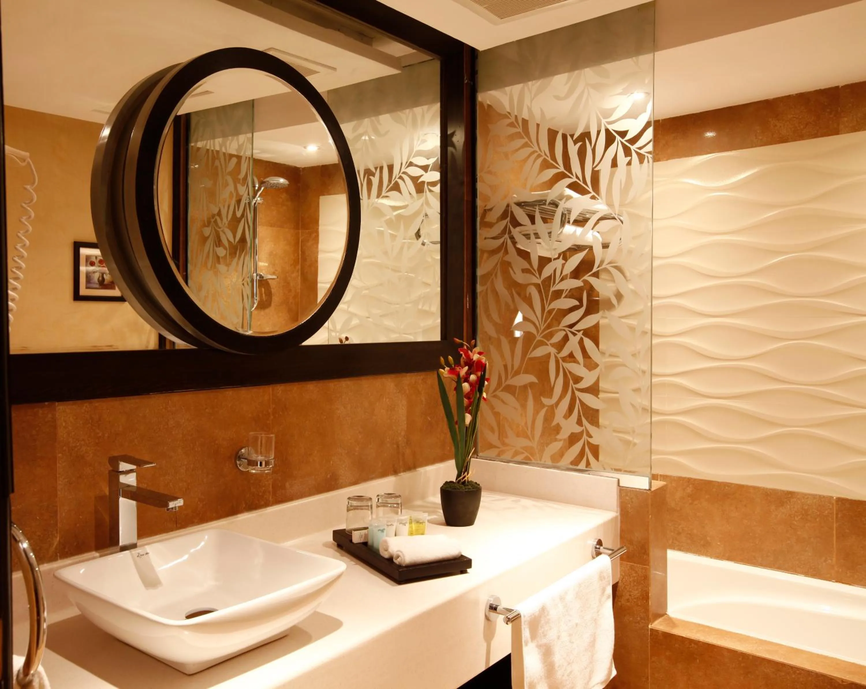 Bathroom in Grand Plaza Hotel - Takhasosi Riyadh
