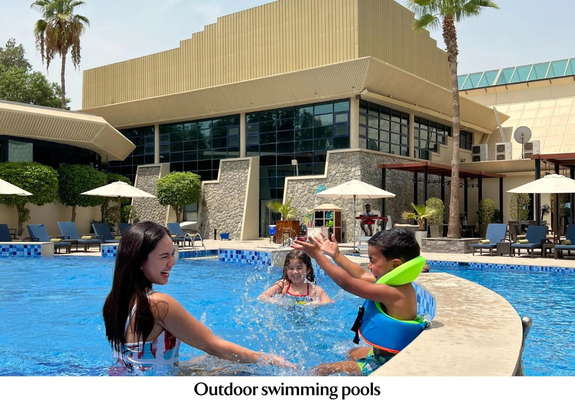 Swimming pool in Jumeirah Creekside Dubai