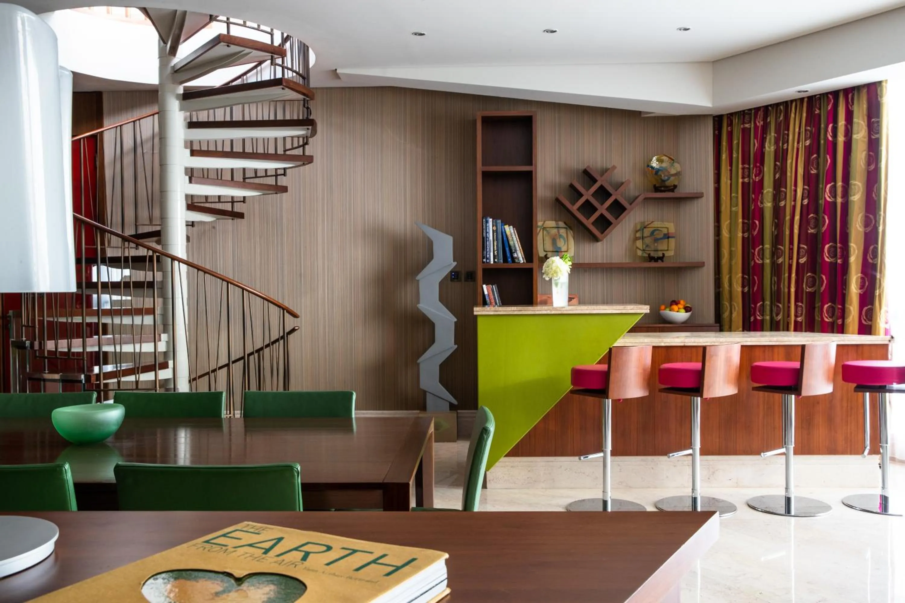 Living room in Jumeirah Creekside Dubai