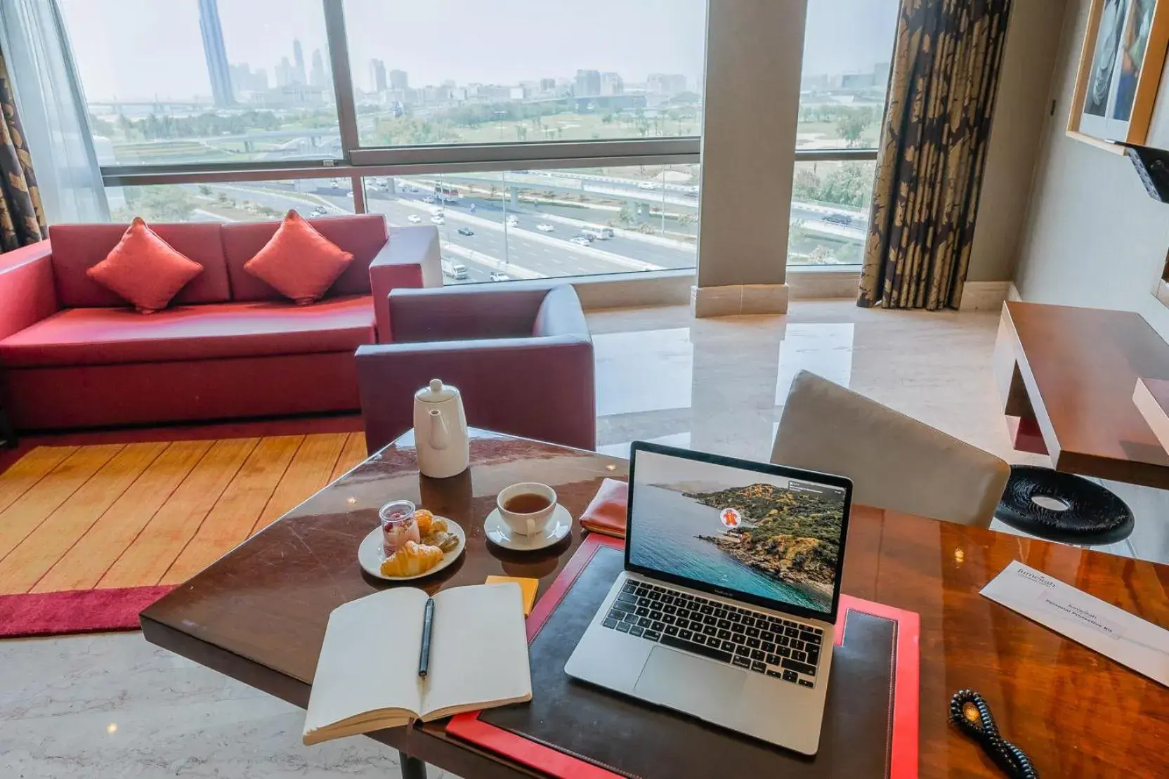 Food in Jumeirah Creekside Dubai Food in Jumeirah Creekside Dubai