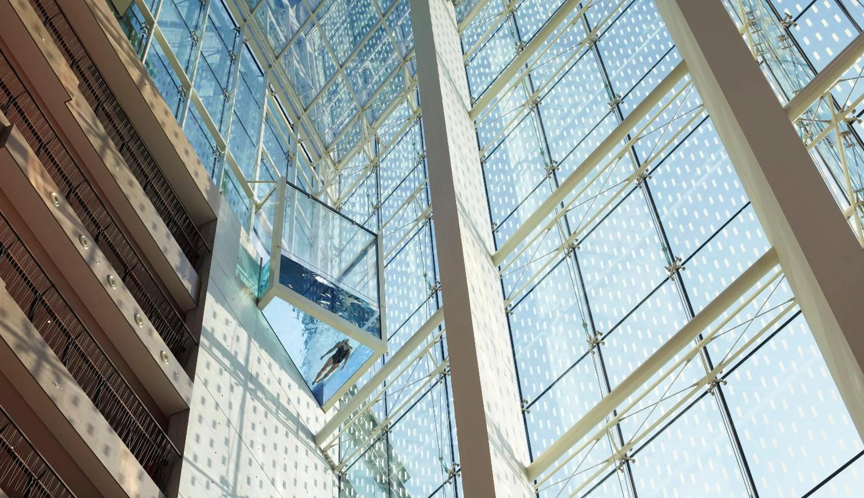 Swimming pool in Jumeirah Creekside Dubai