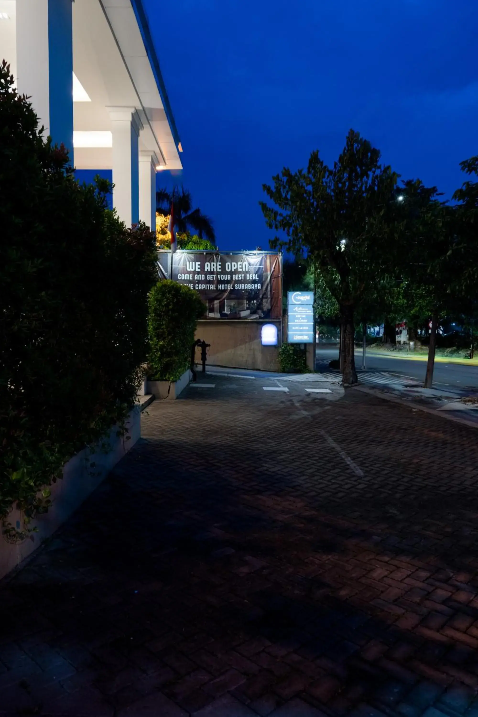 Property Building in Hotel Santika Jemursari