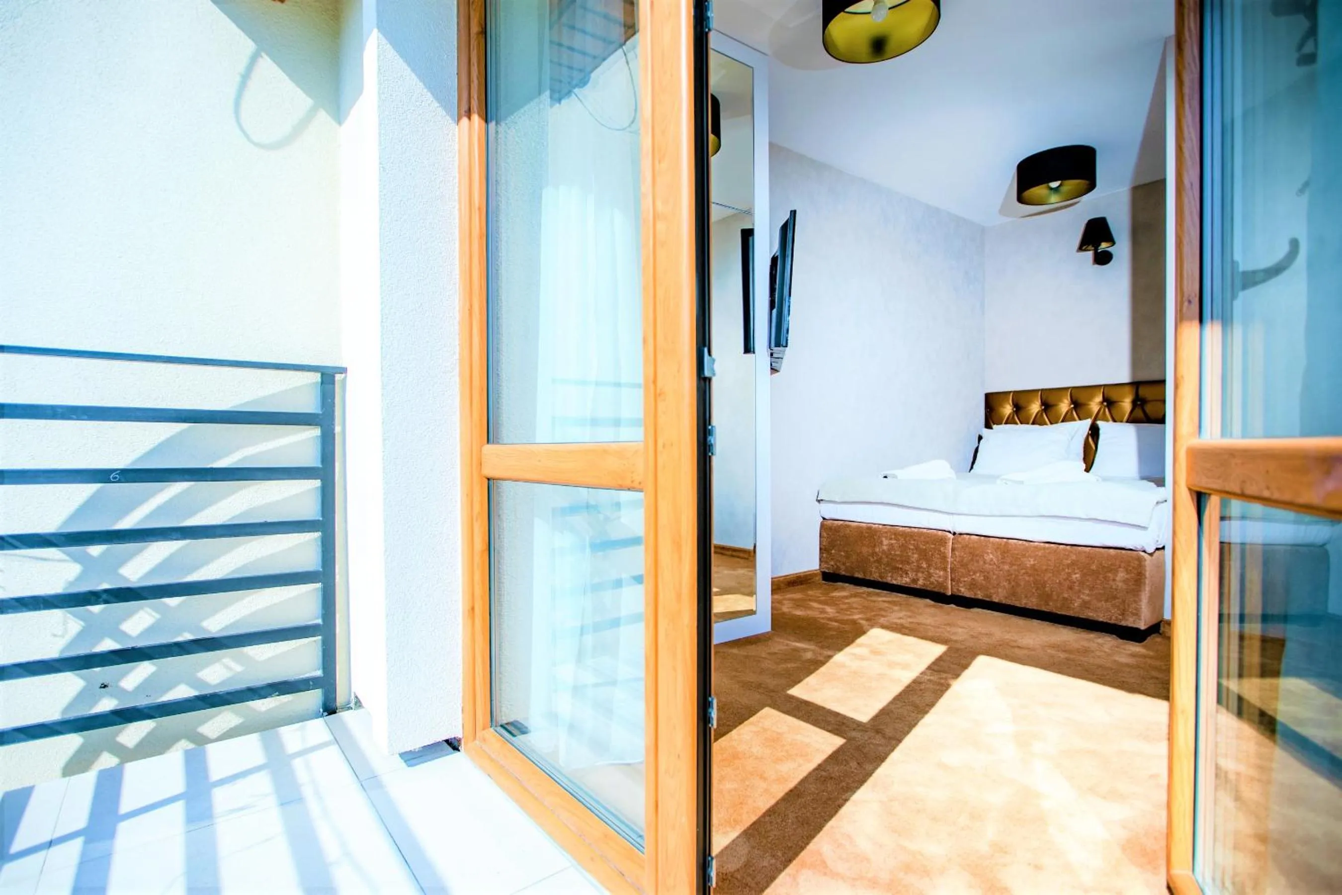 Photo of the whole room, Bed in Amber Park Spa