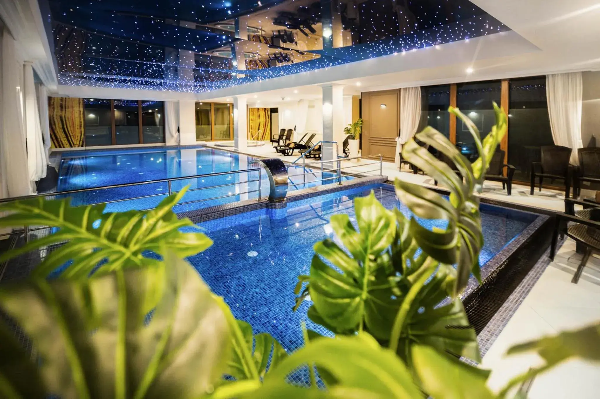 Swimming pool in Amber Park Spa Swimming pool in Amber Park Spa