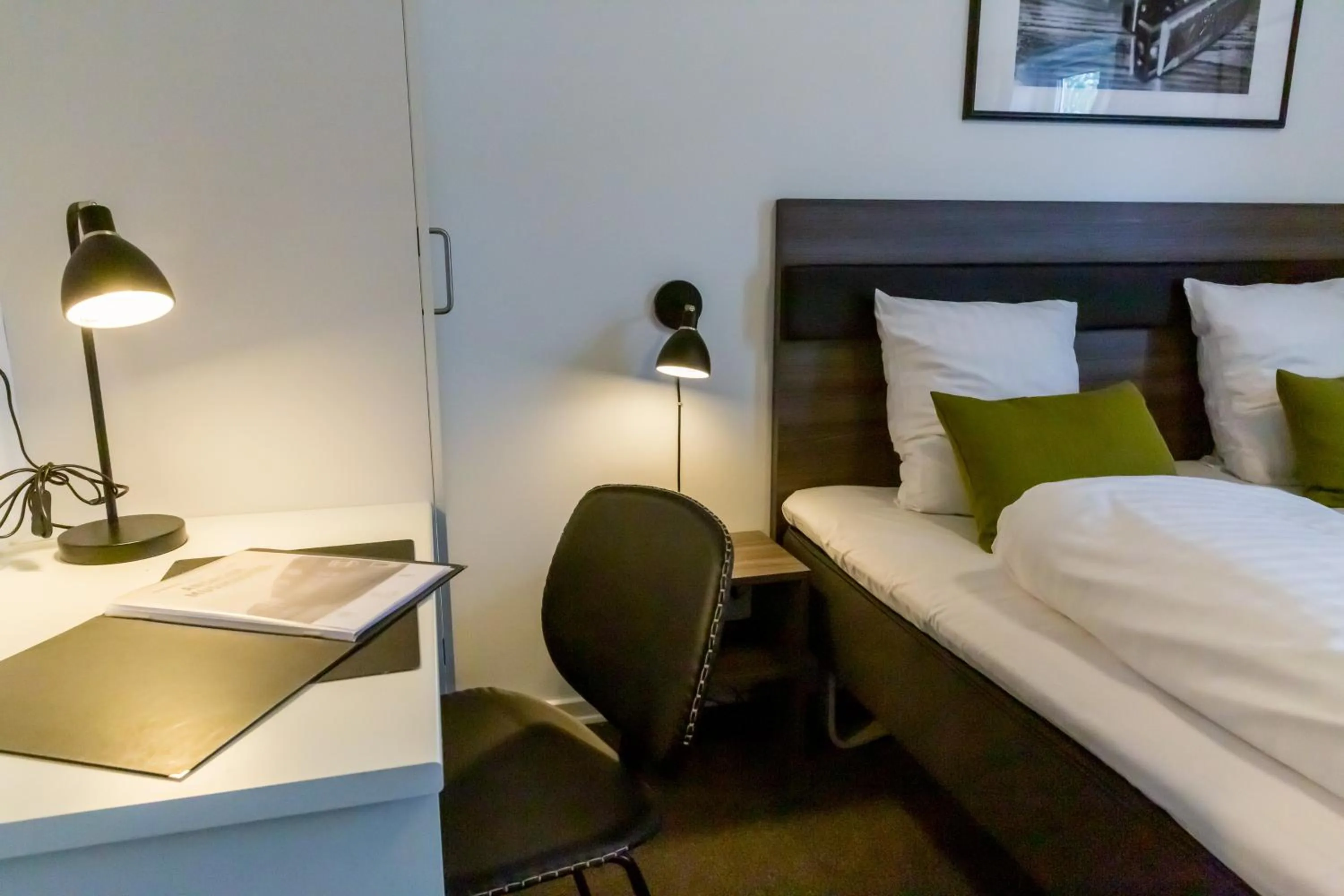 Bedroom, Bed in Ansager Hotel og Hytteby