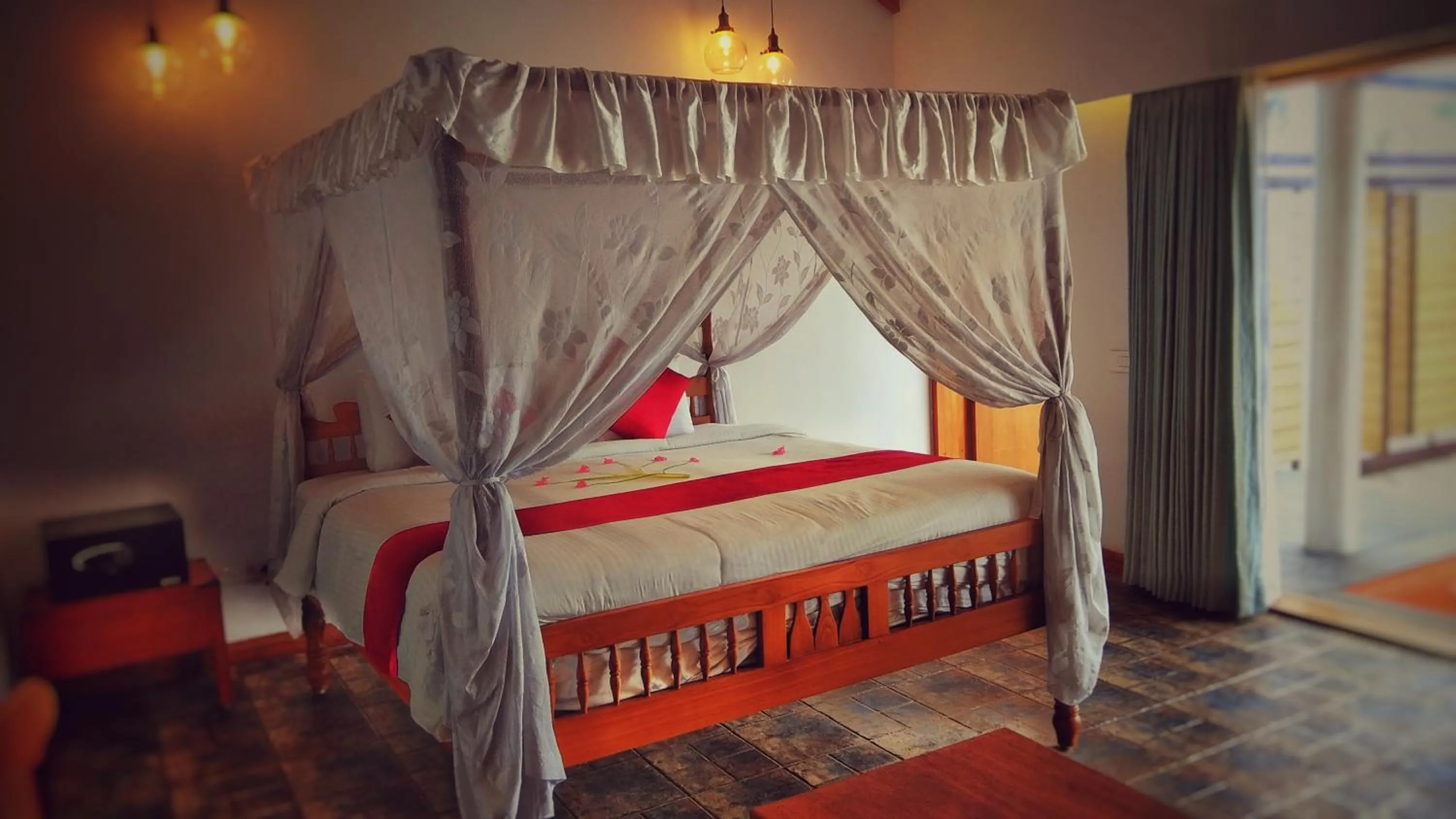 Bed in Punnamada Resort