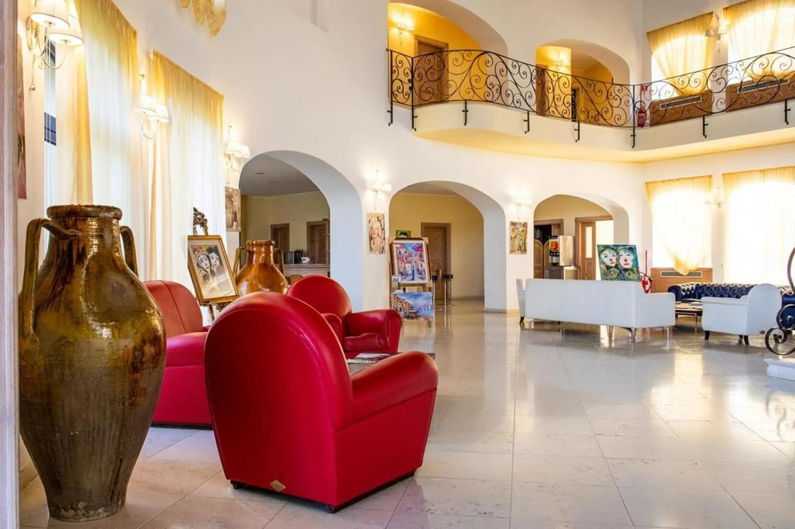 Lobby or reception in TH Le Castella - Baia degli Dei Village