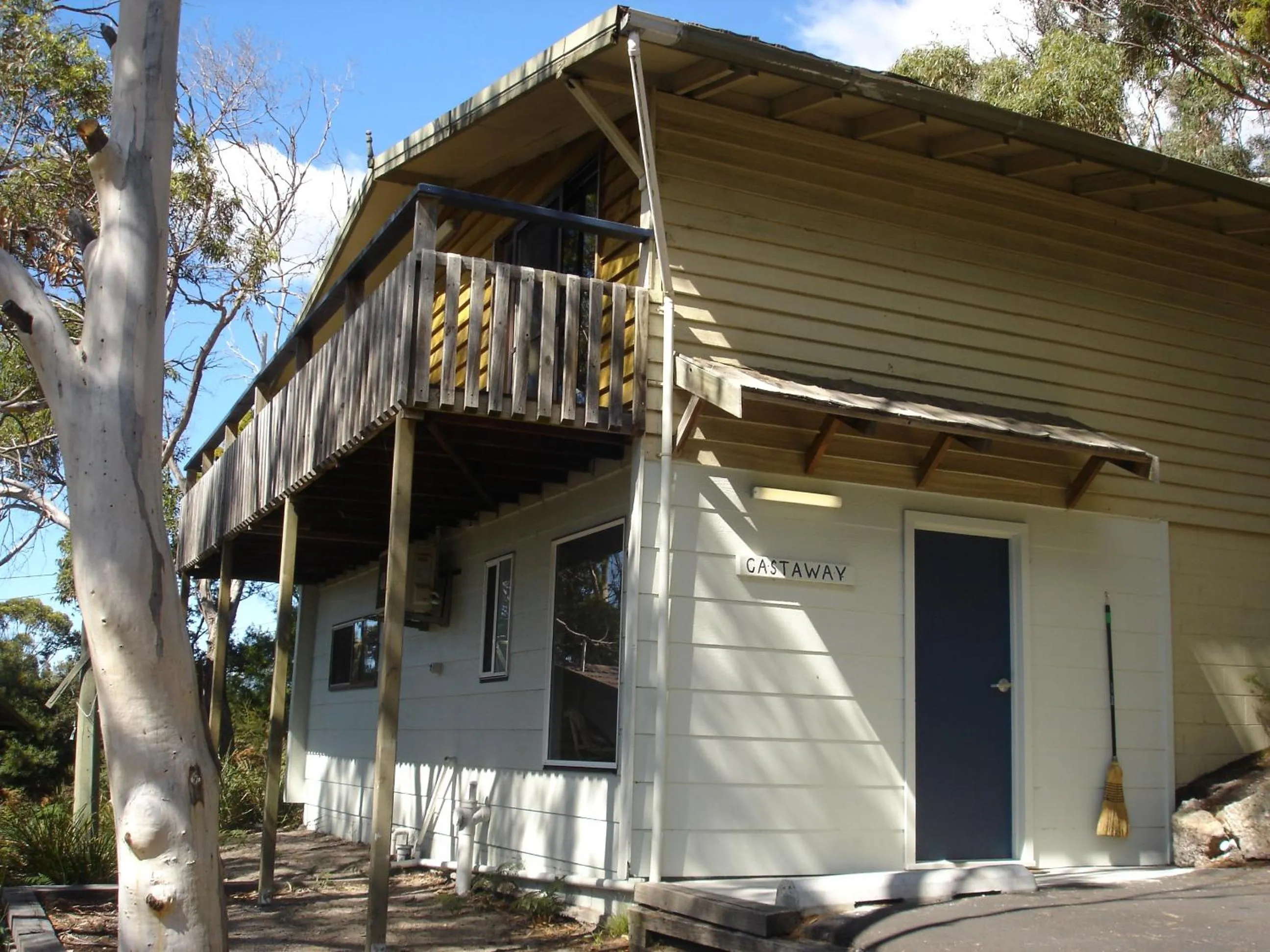 Facade/entrance in Bicheno by the Bay