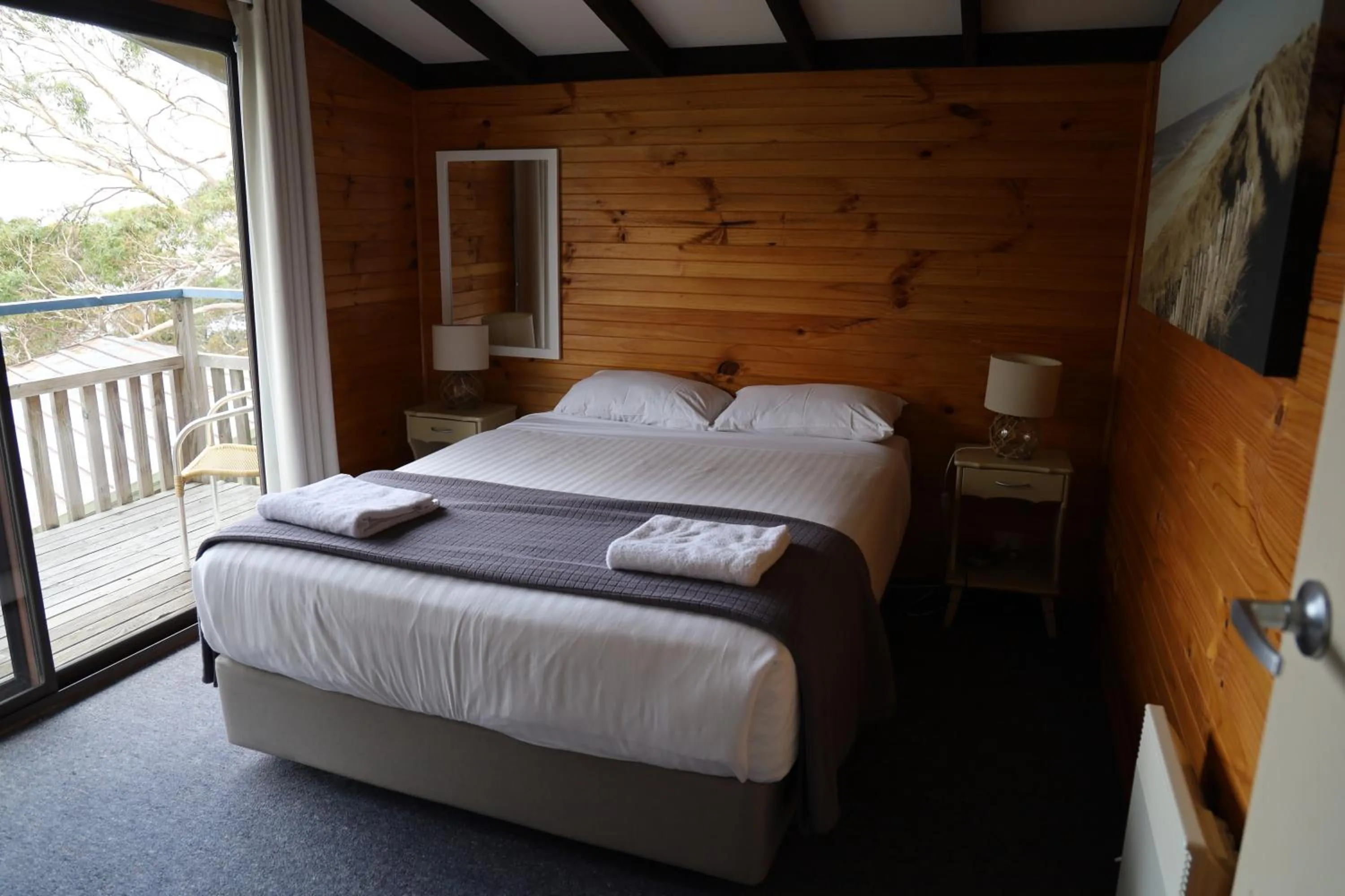 Bed in Bicheno by the Bay