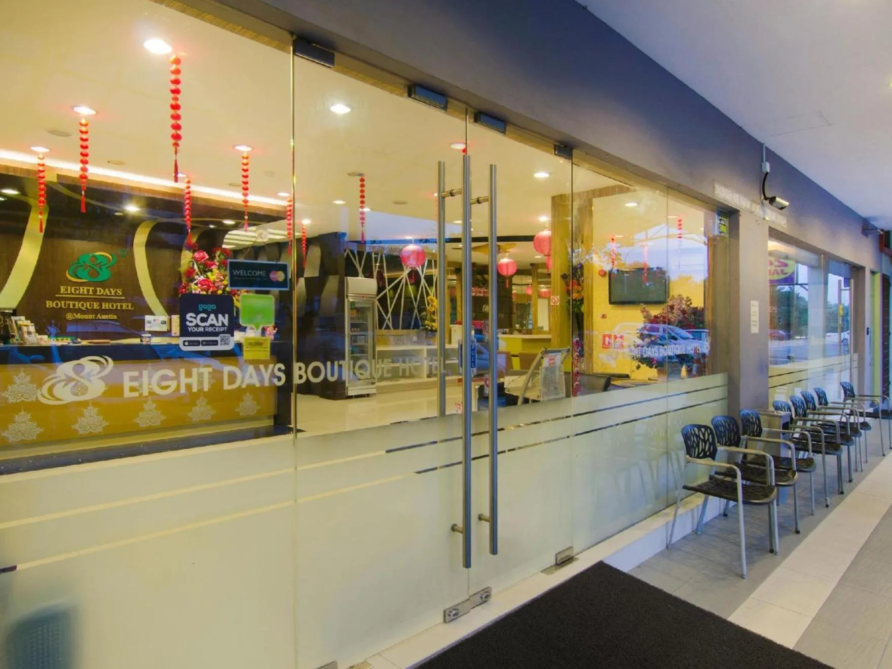 Eight Days Boutique Hotel - Mount Austin