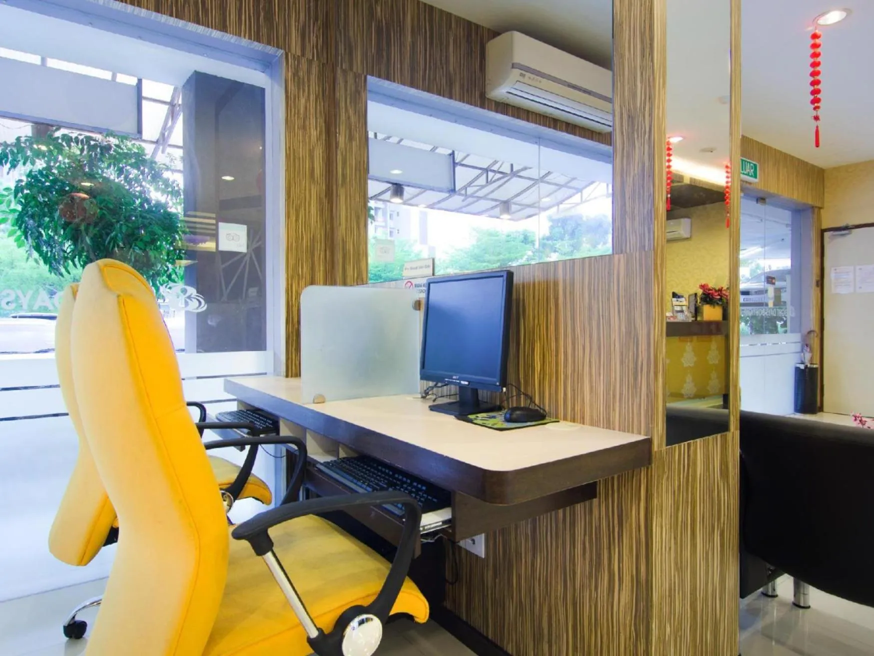 Eight Days Boutique Hotel - Mount Austin