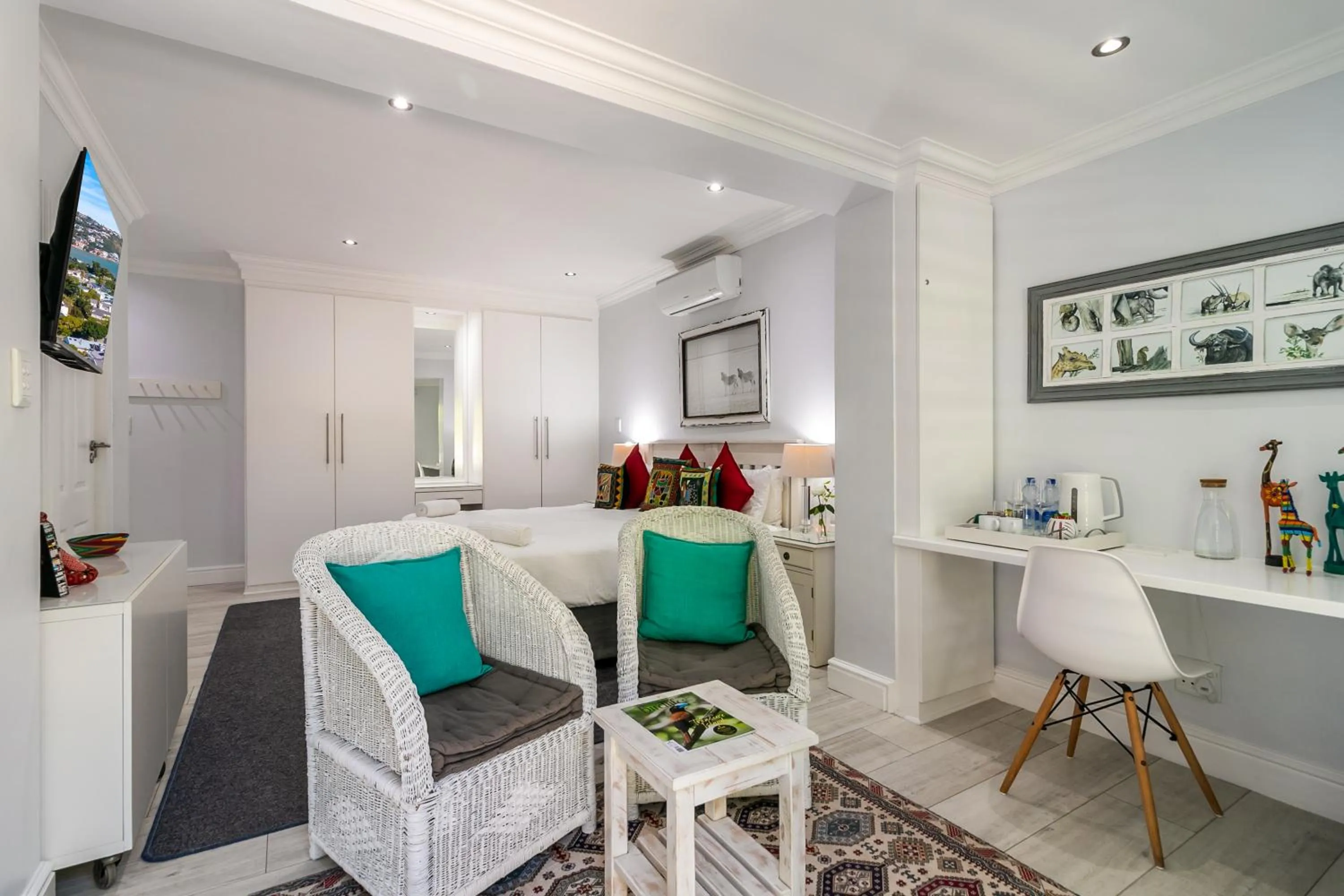 Coffee/tea facilities in One on Bollard