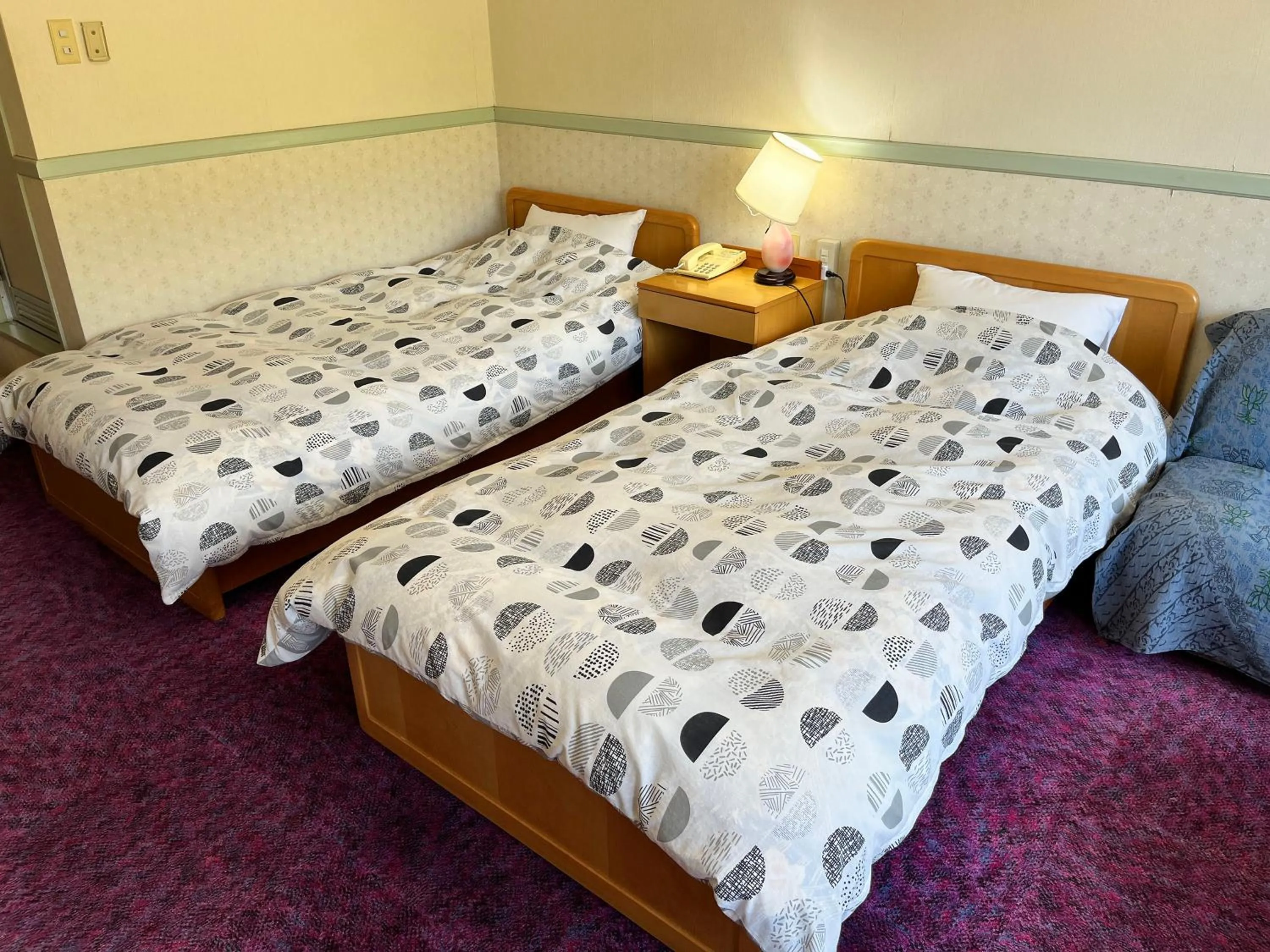 Photo of the whole room, Bed in Hotel Sunny Valley