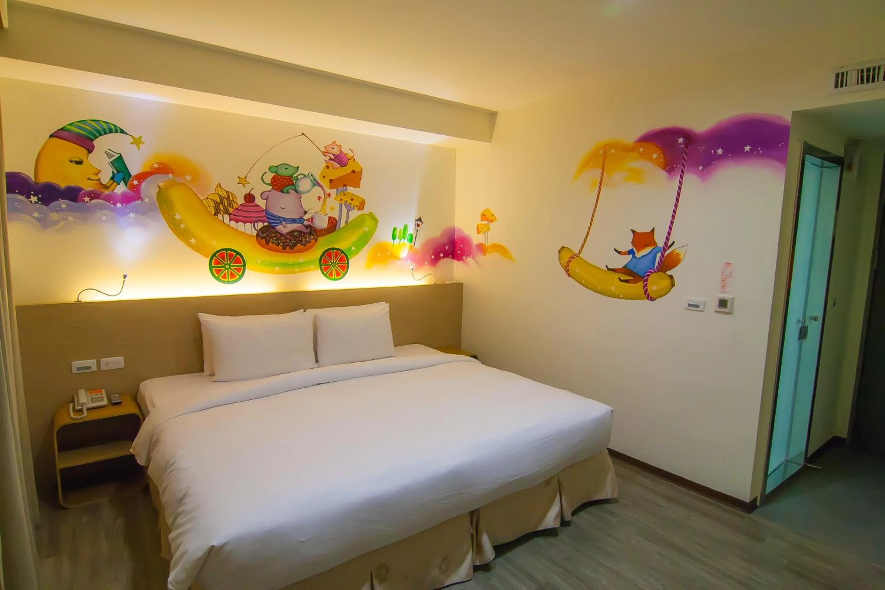 Photo of the whole room, Bed in Legend Hotel Kaohsiung Liuhe